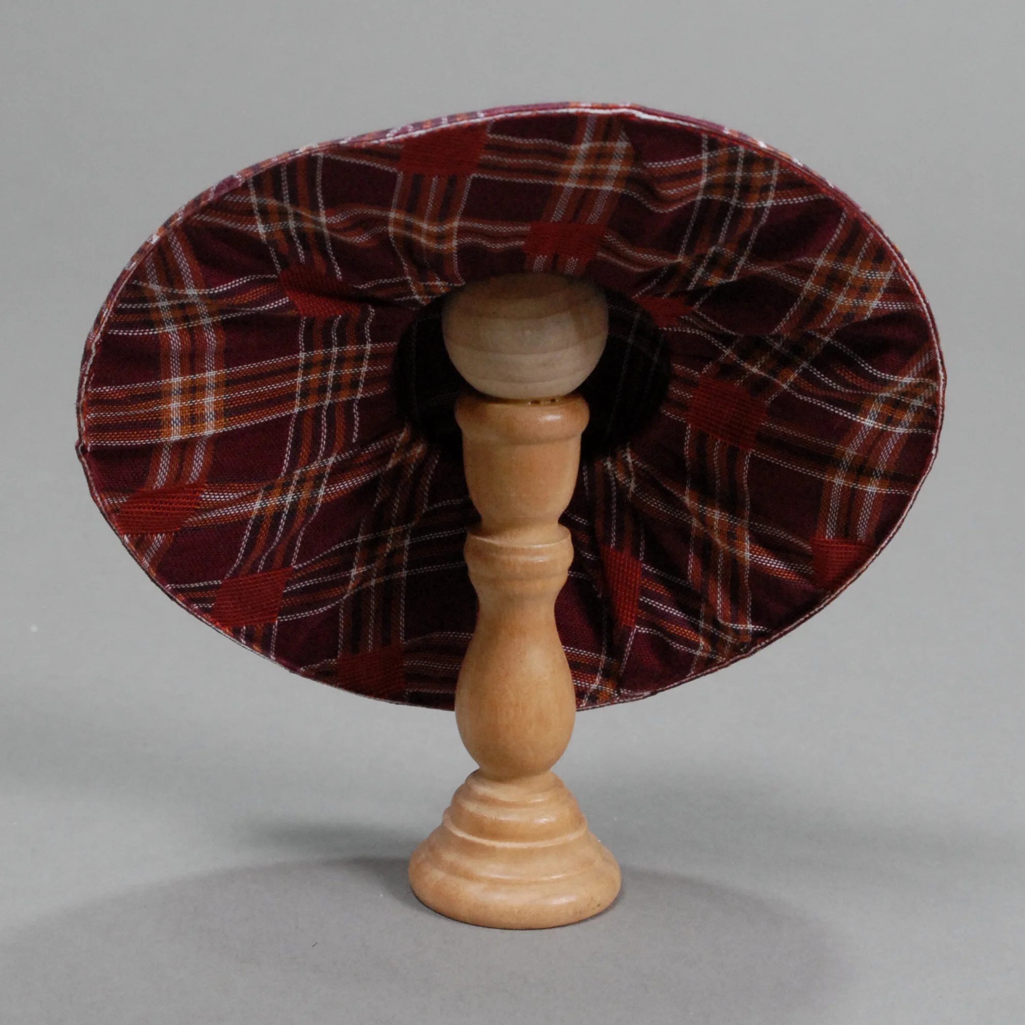 Hat-058-c.JPG