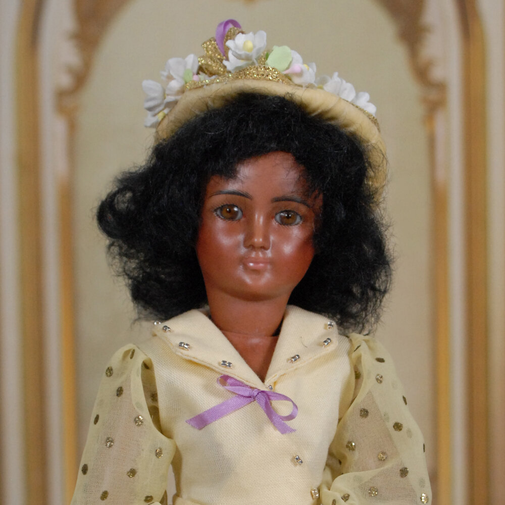 Lustrous Brass Buttons (Package of 4) — Carmel Doll Shop Boutique