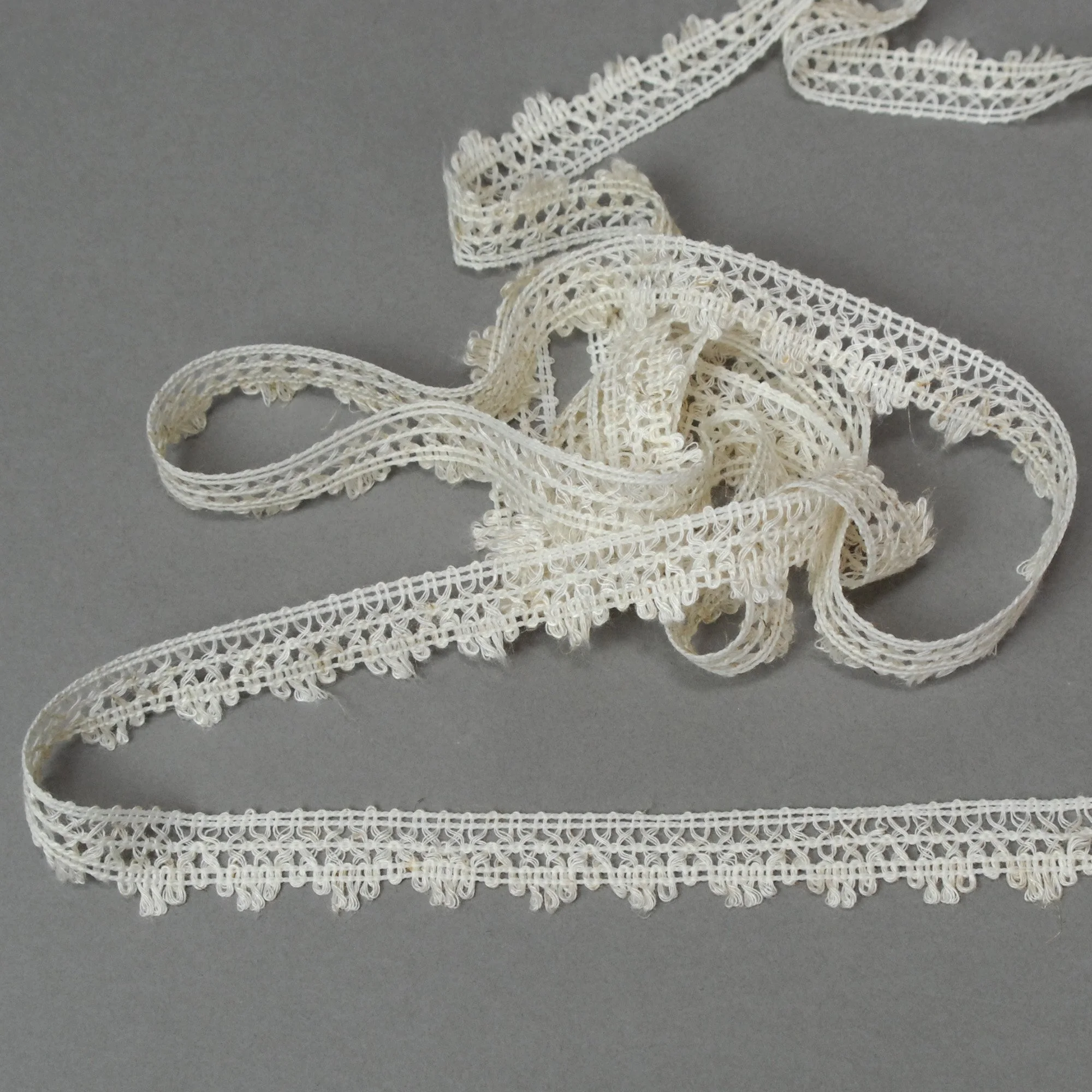 Trim-099-a.JPG