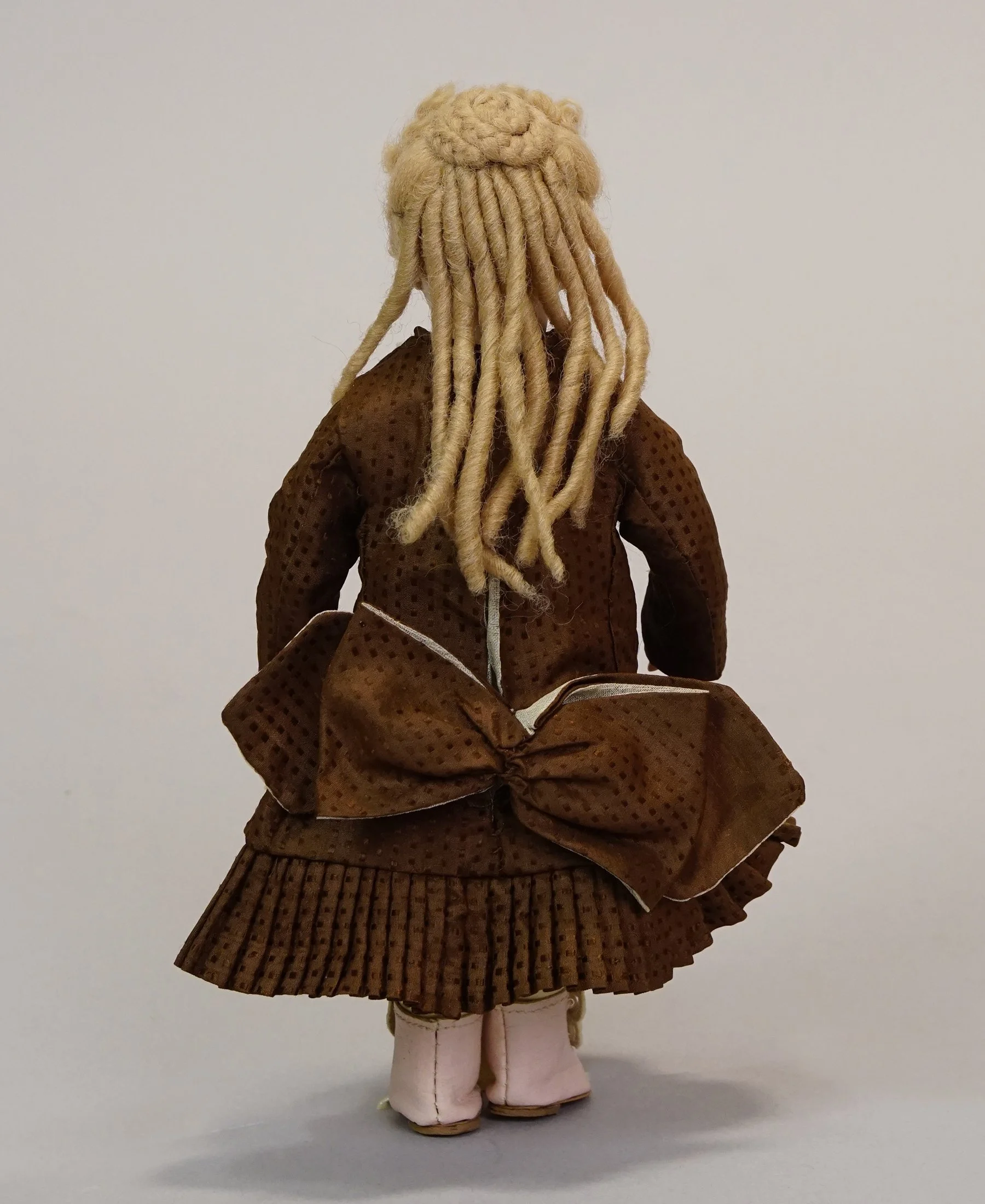 artist-doll-18-c.JPG