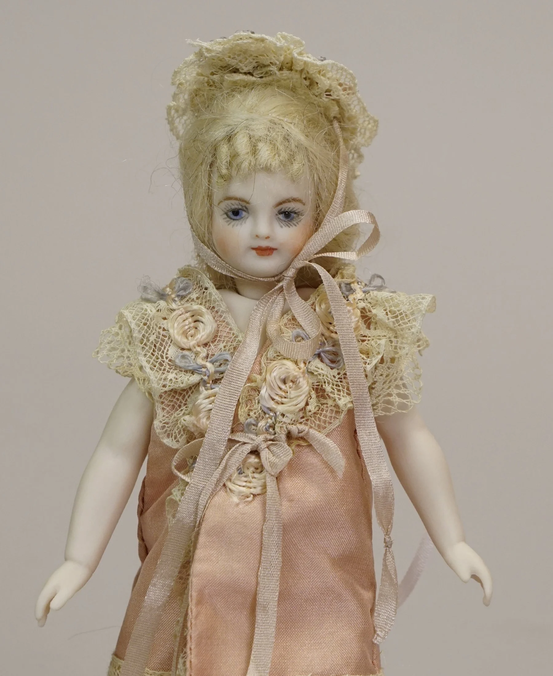 artist-doll-16-b.JPG