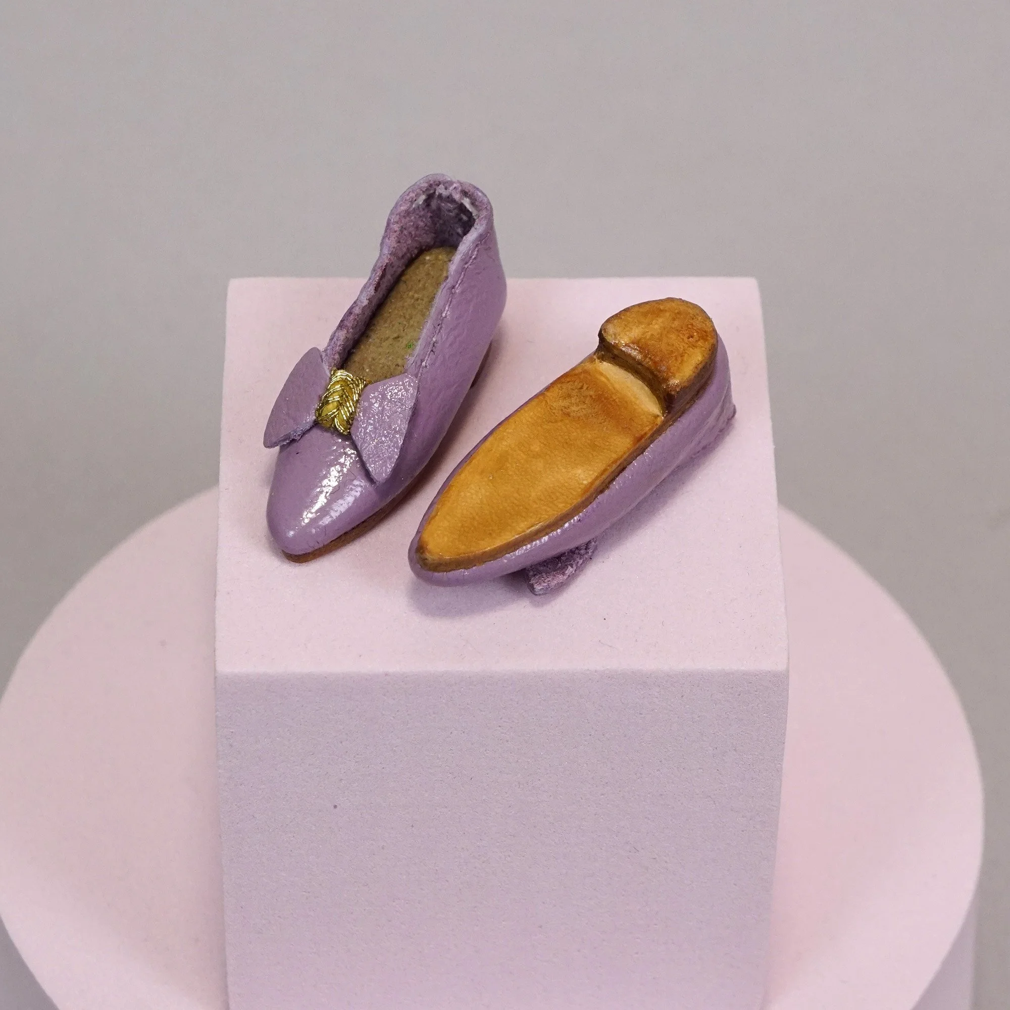 Shoe-116-b.JPG