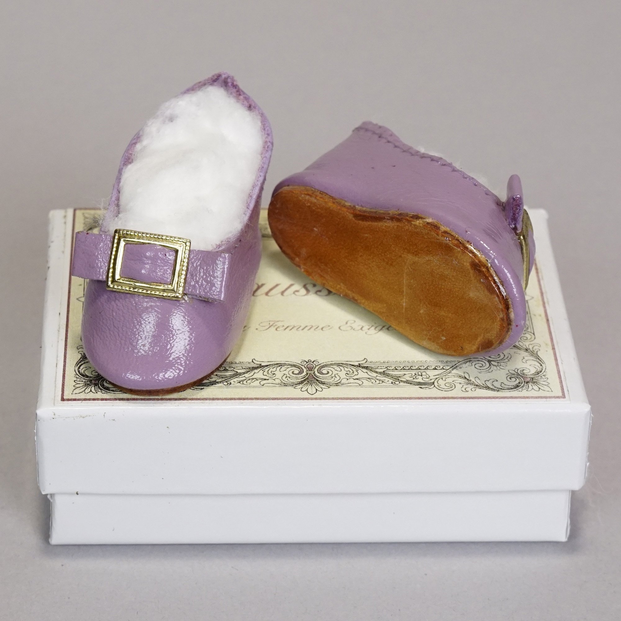 Shoe-104-b.JPG