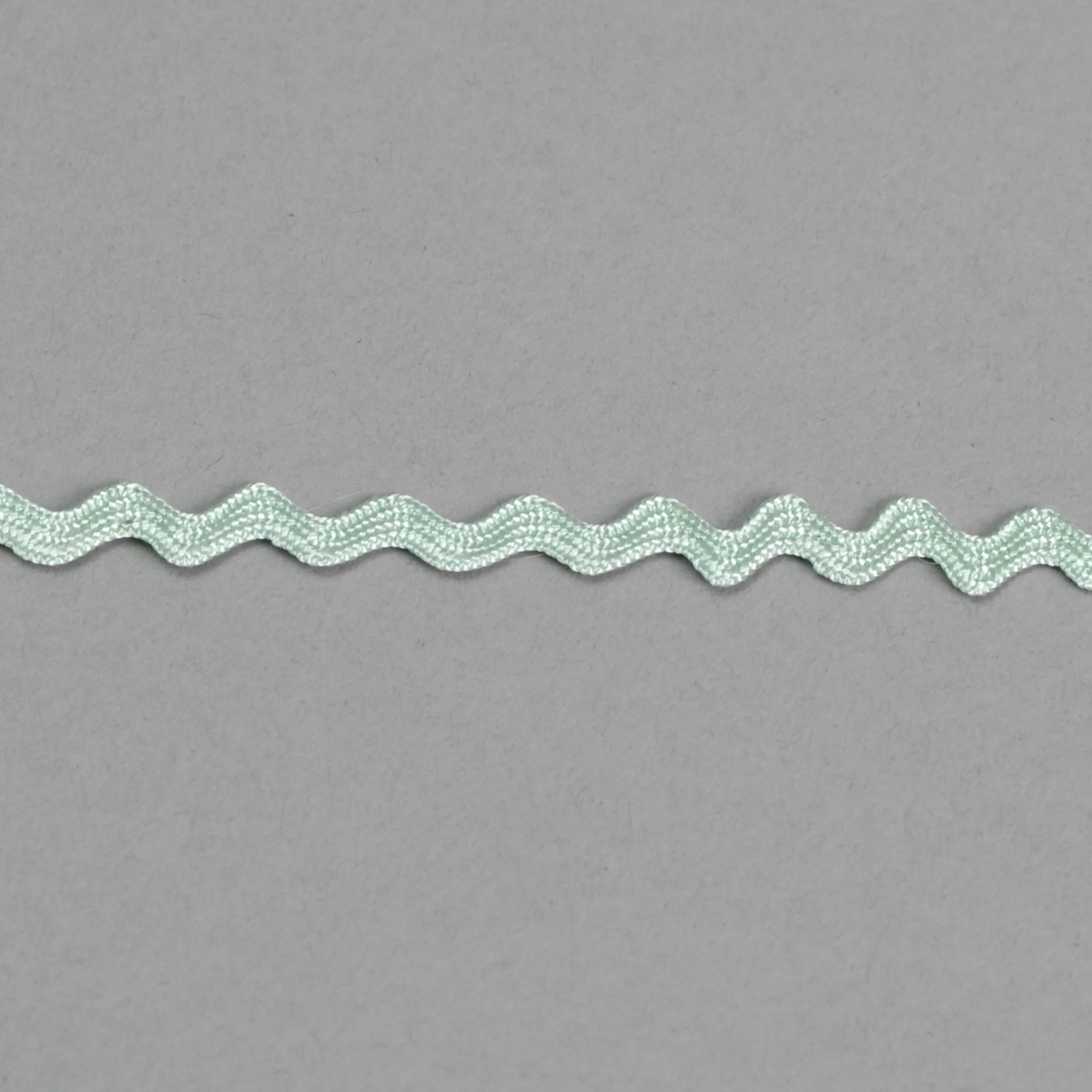 Trim-114-a.JPG