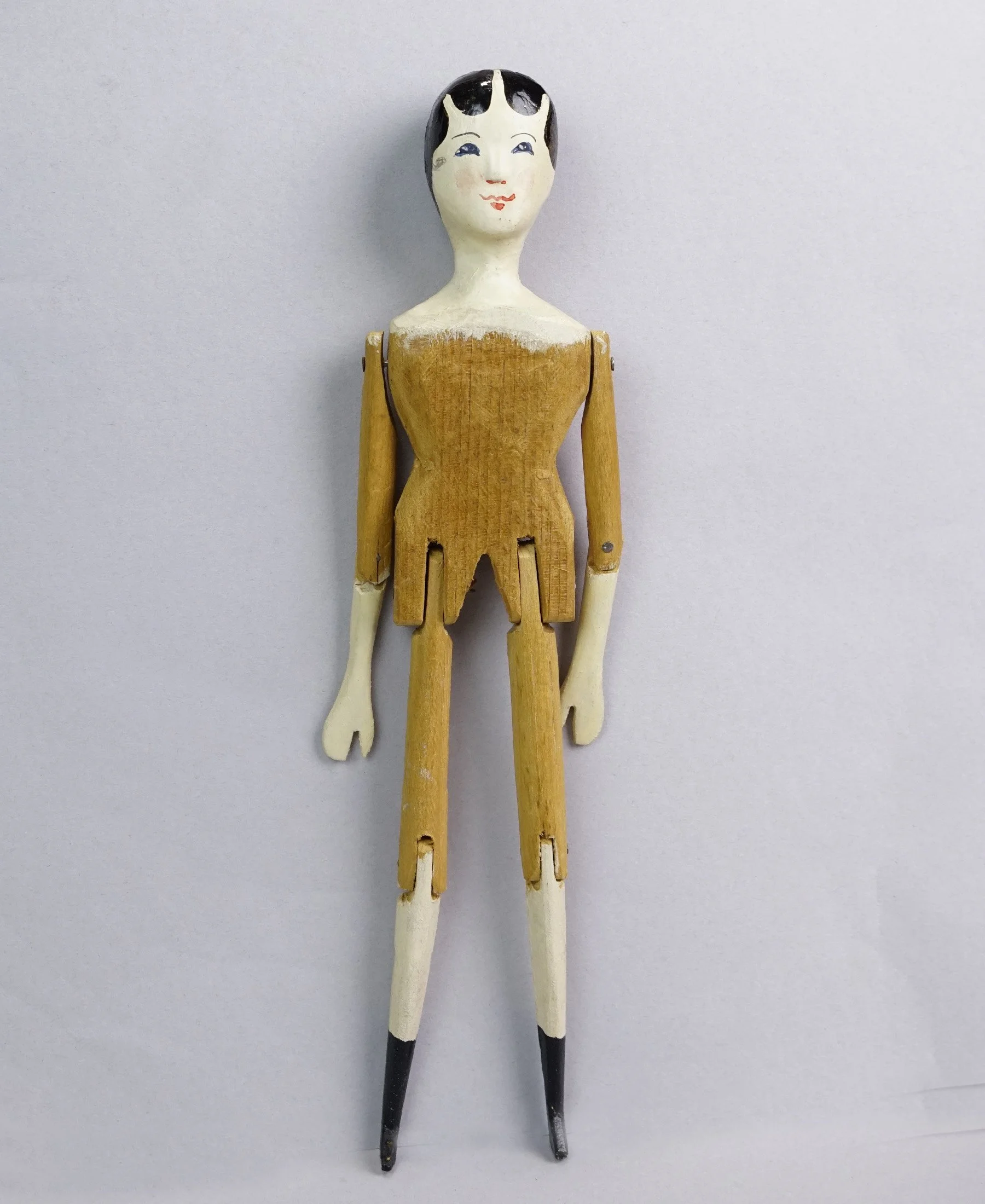 Wooden-03-a.JPG