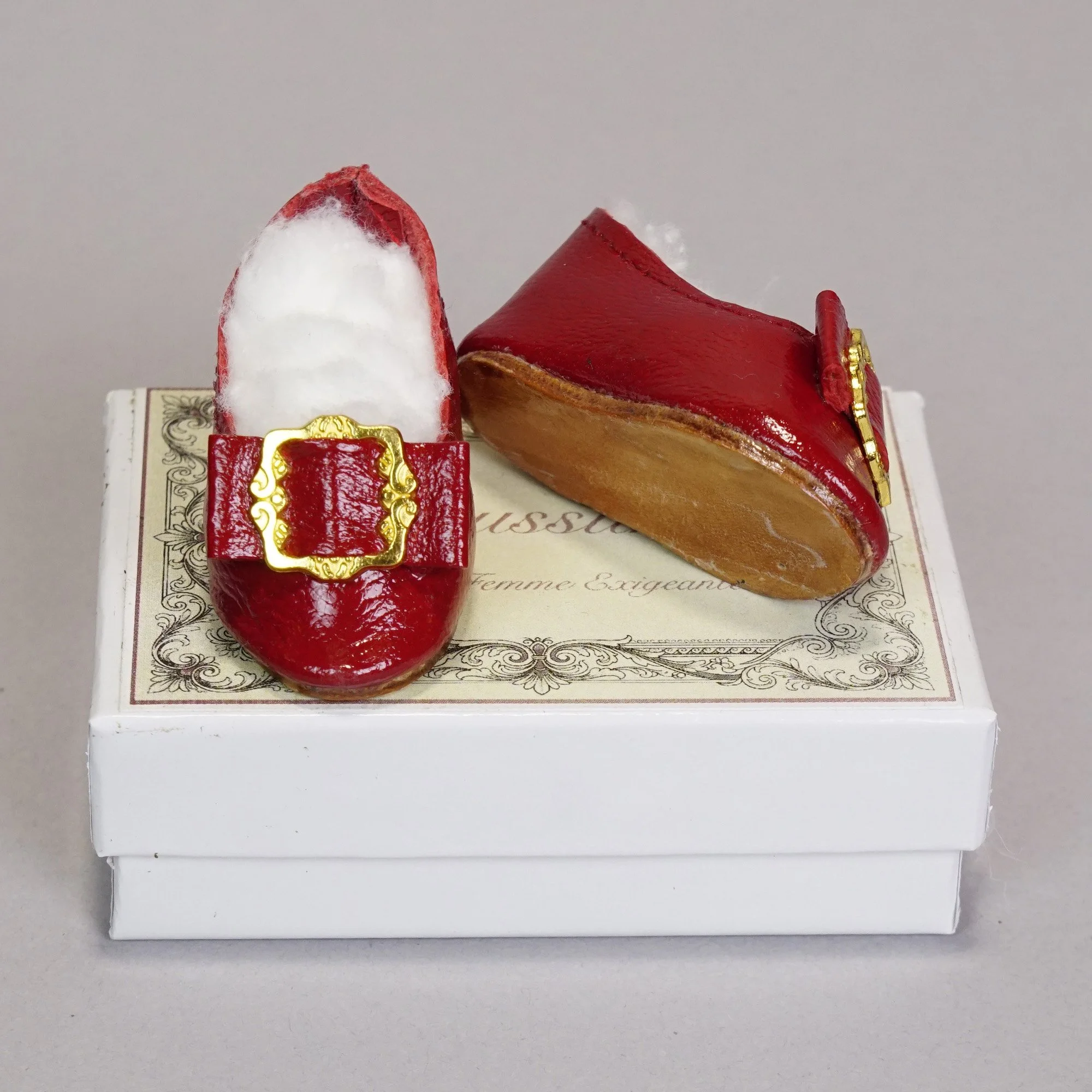 Shoe-114-b.JPG
