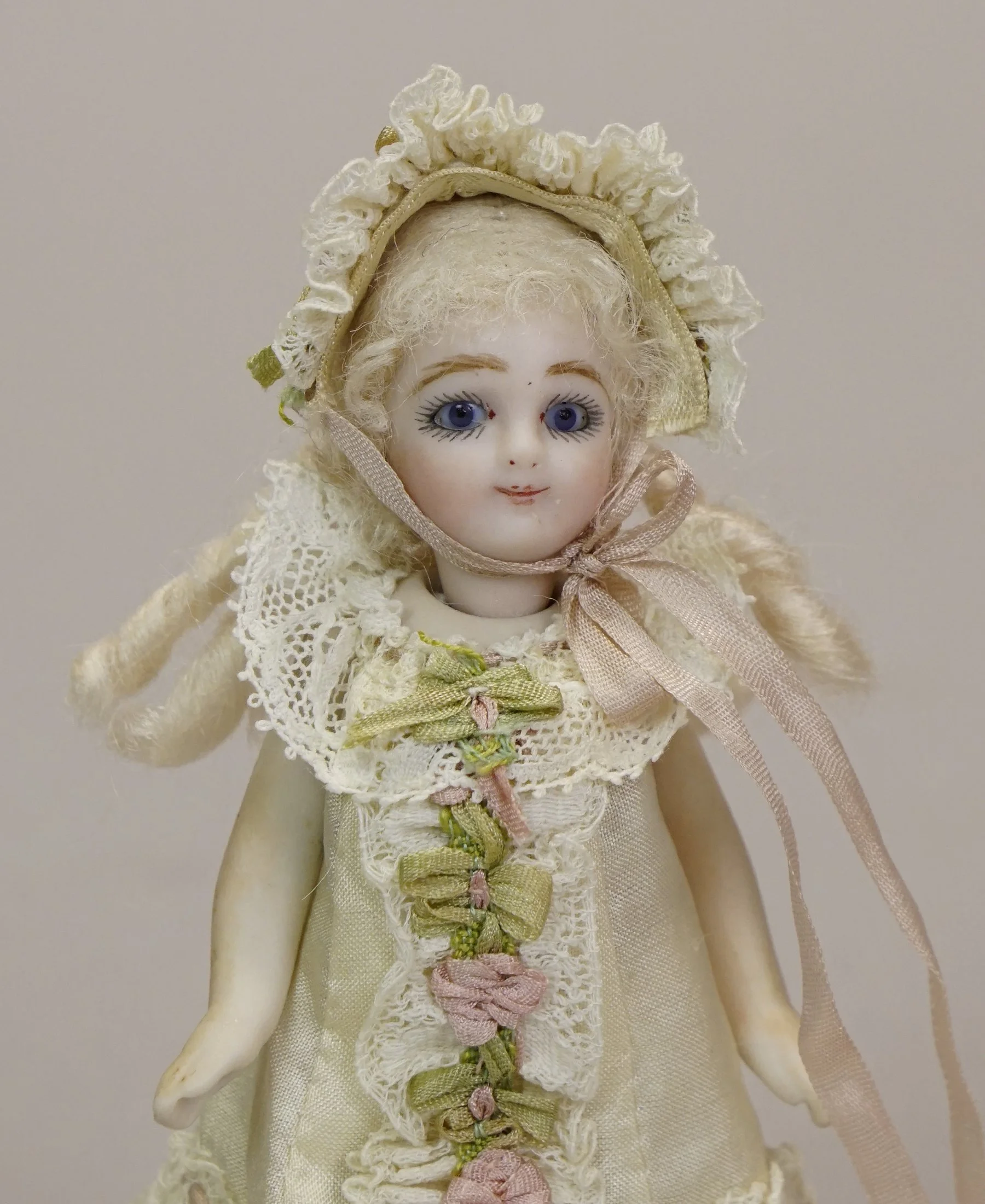 artist-doll-09-b.JPG