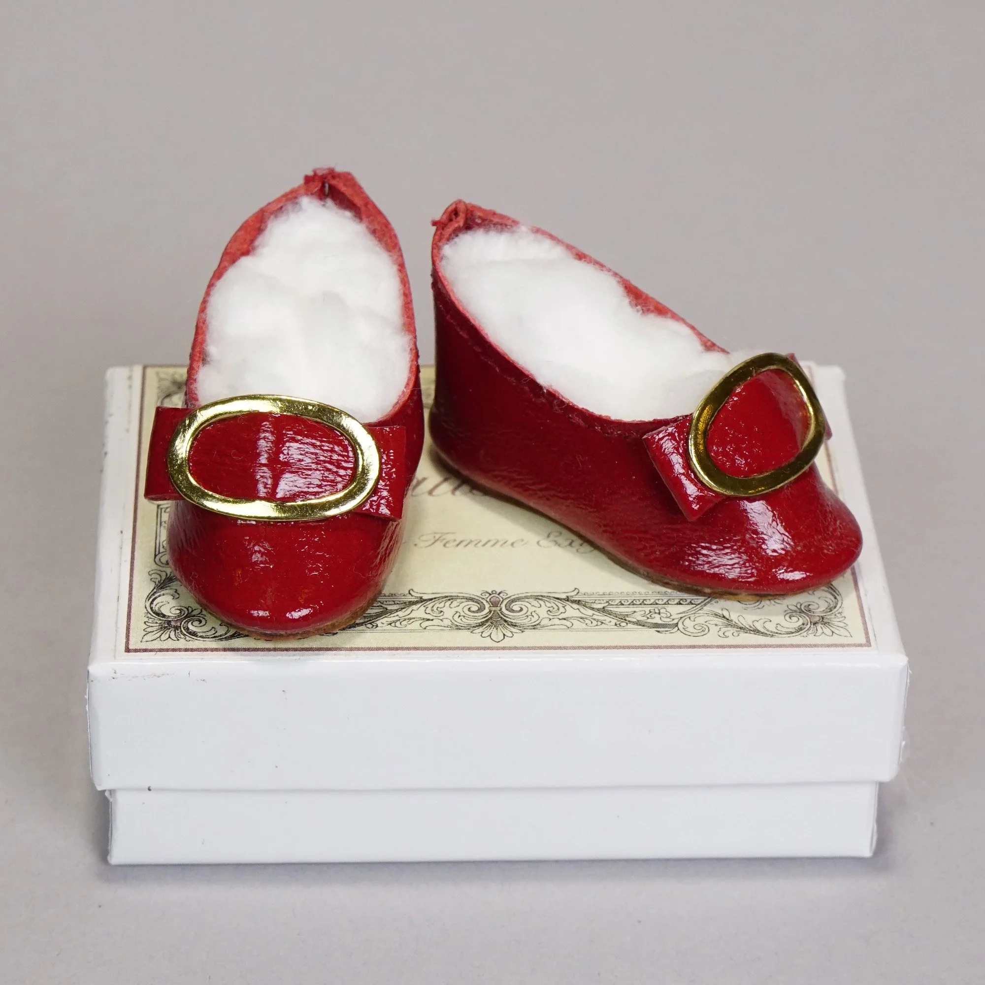 Shoe-110-a.JPG