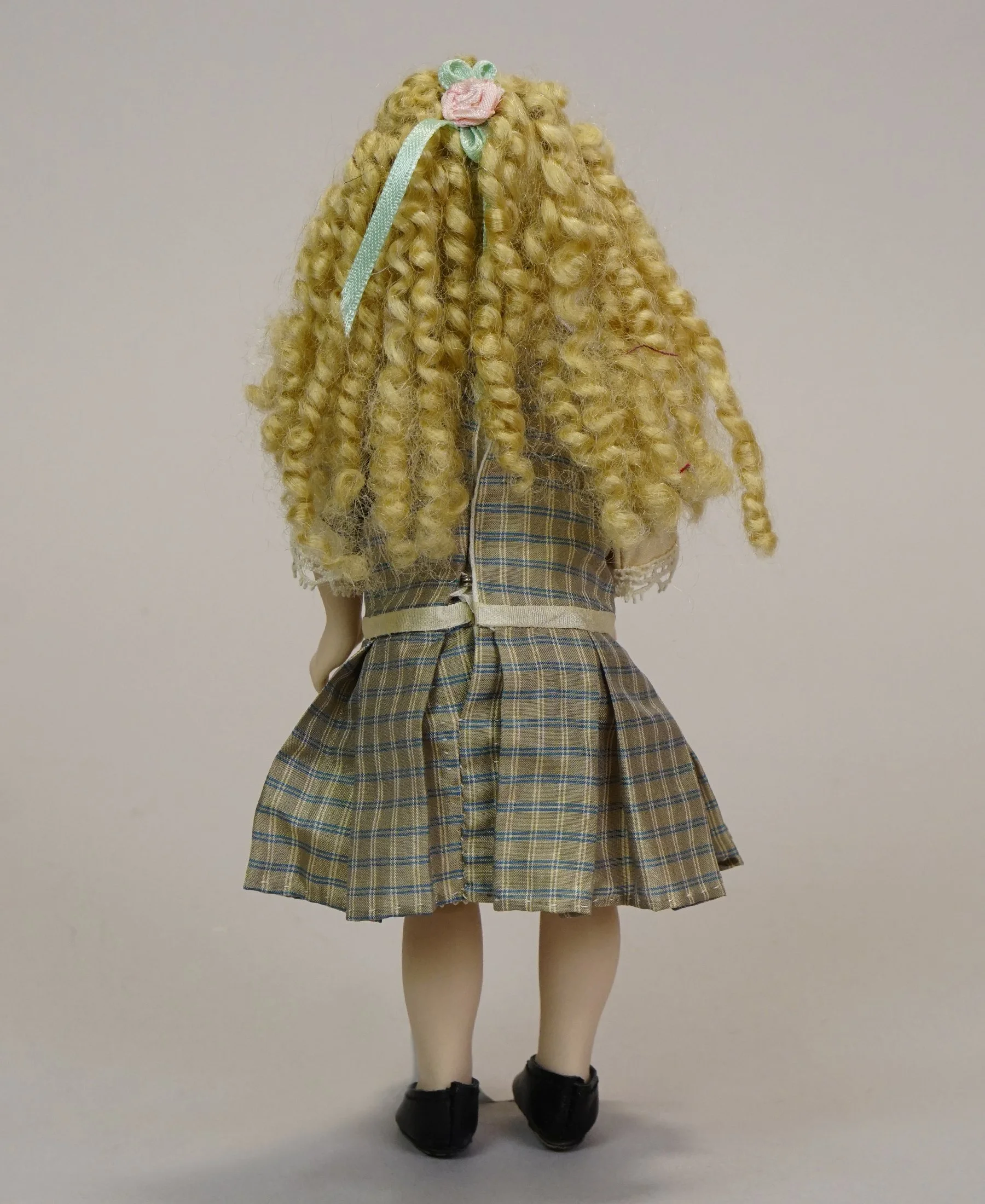 artist-doll-13-c.JPG