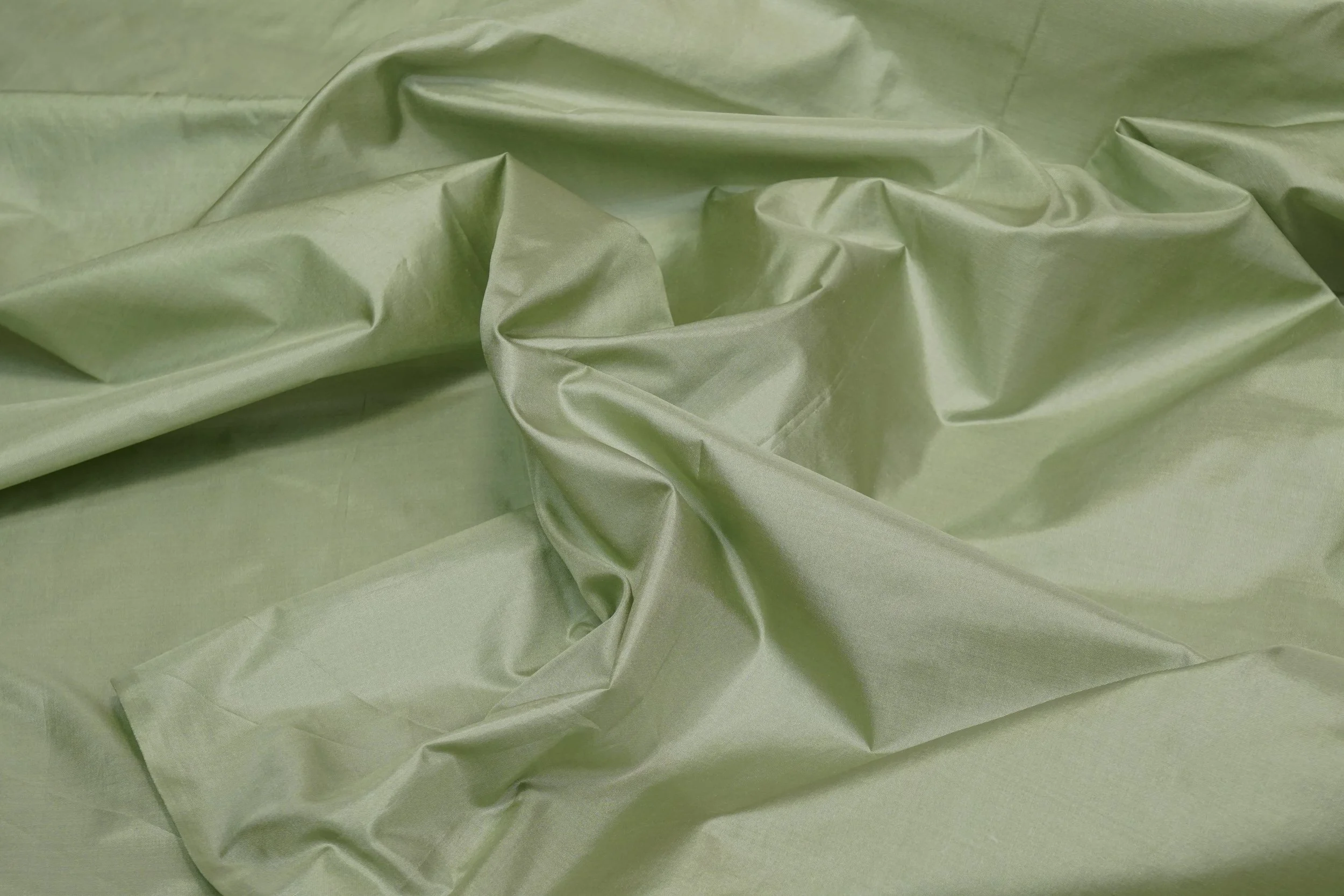 Silk-152-a.JPG