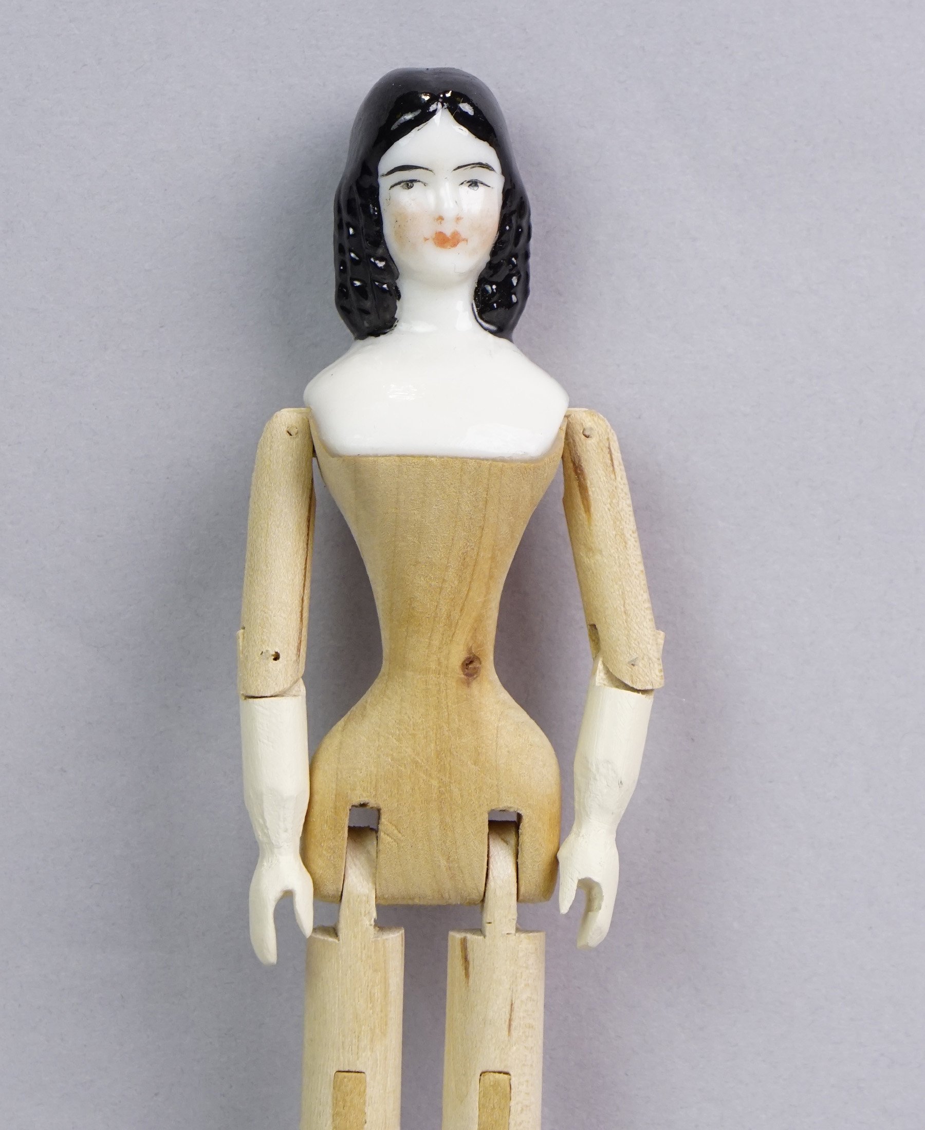 Wooden-10-b.JPG
