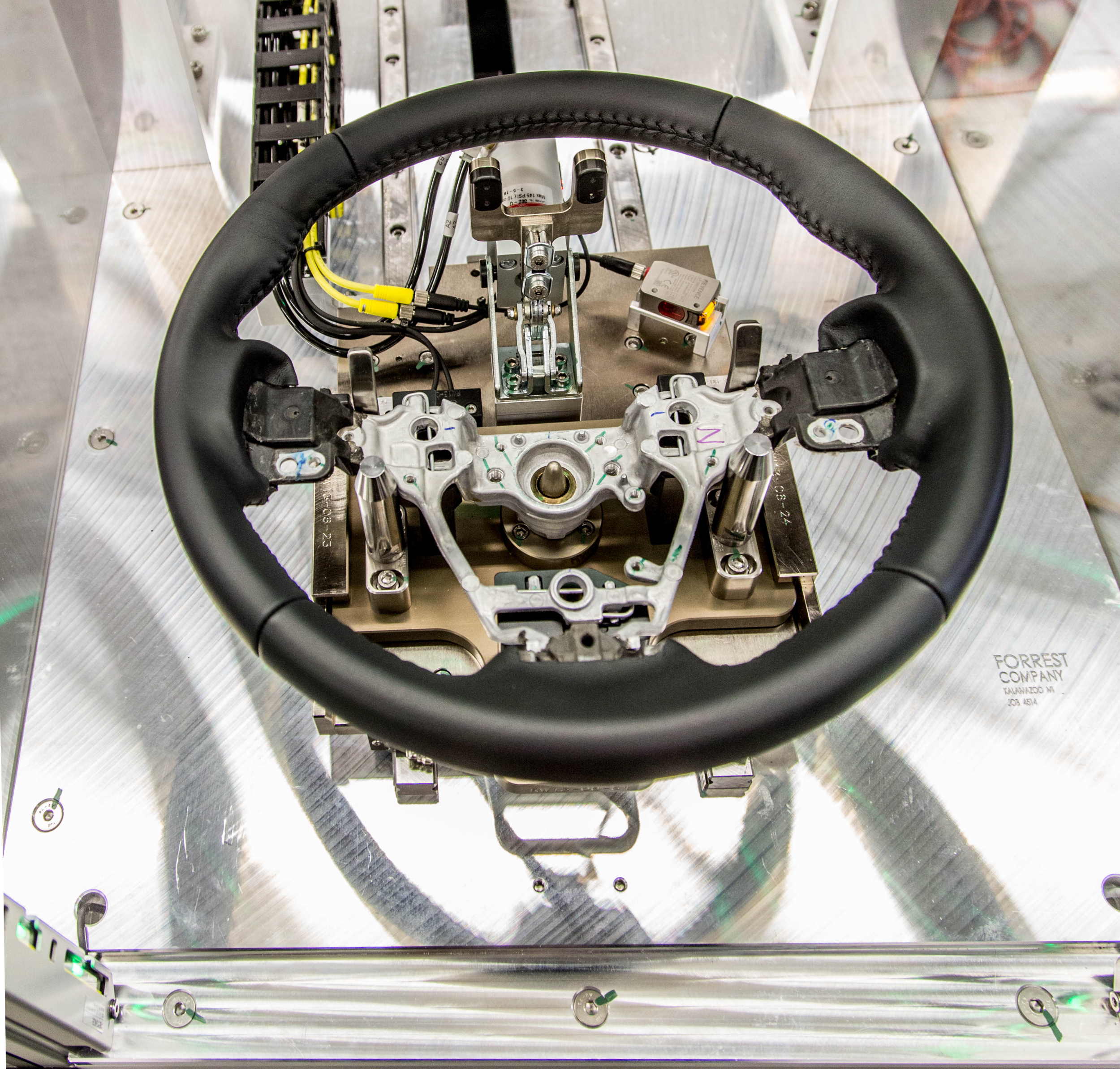 automated-steering-wheel-inspection-2.jpg