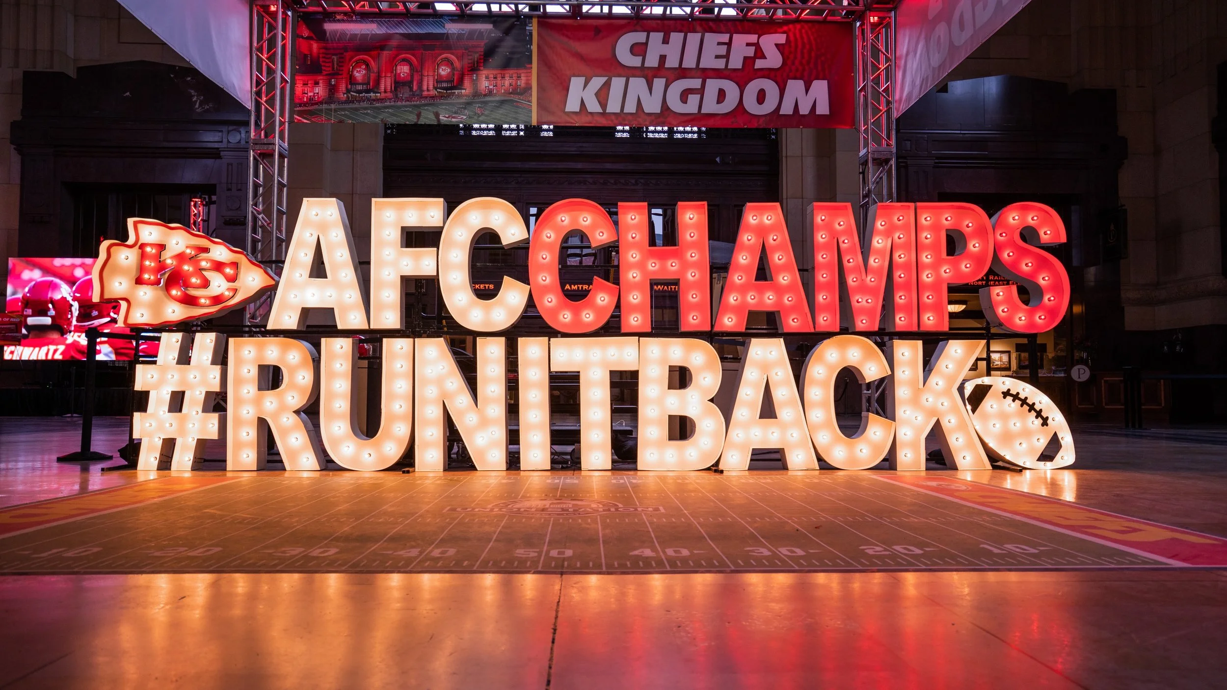 Chiefs_AFCChamps_UnionStation_Alpha-LitKC.jpg