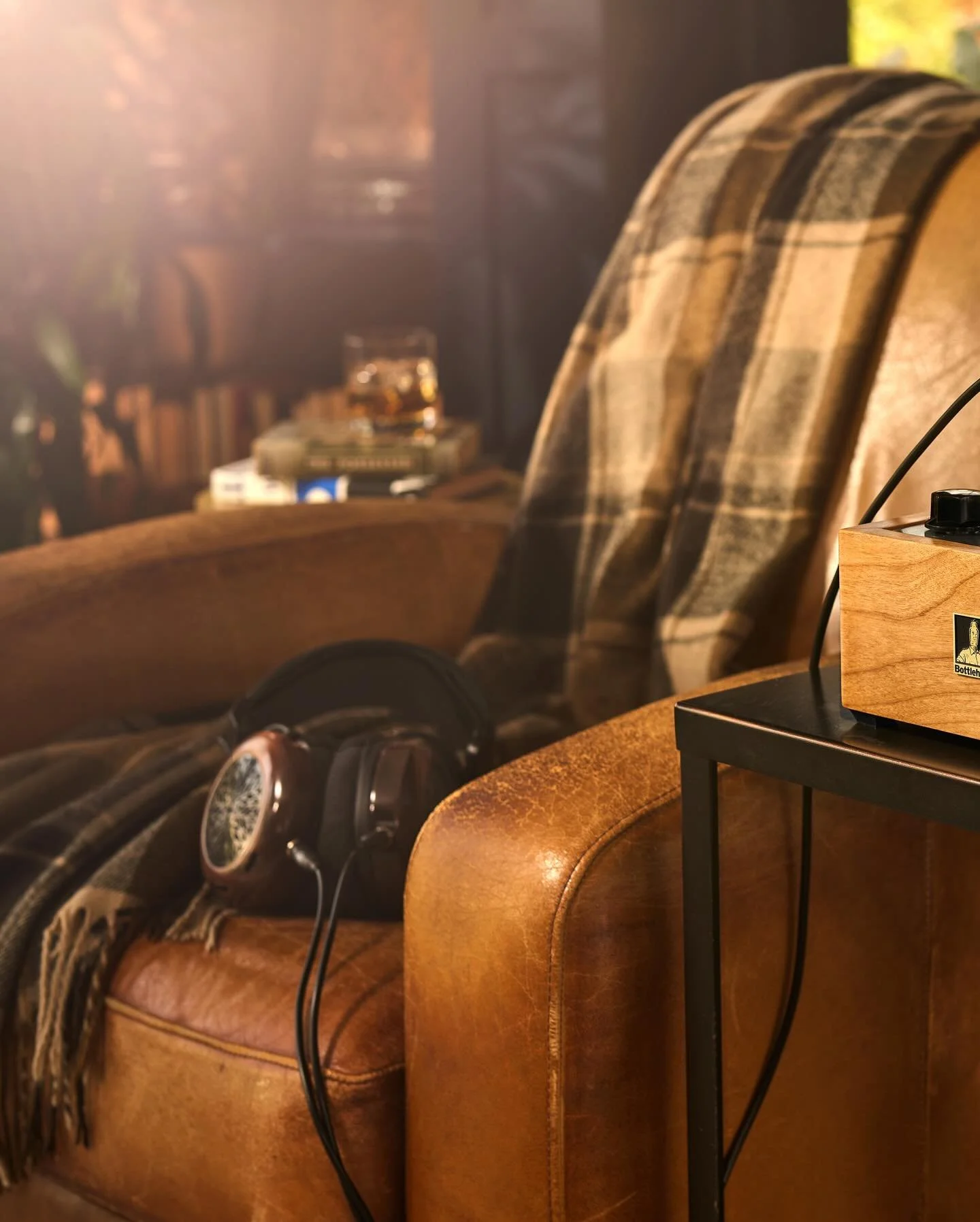 Just a first glimpse at some new work we did for @bottleheadaudio with the talented @cardinpm 

More will be coming soon. 

#Destroy #destroyagency #practicallydangerous  #agencylife #bottleheadradio