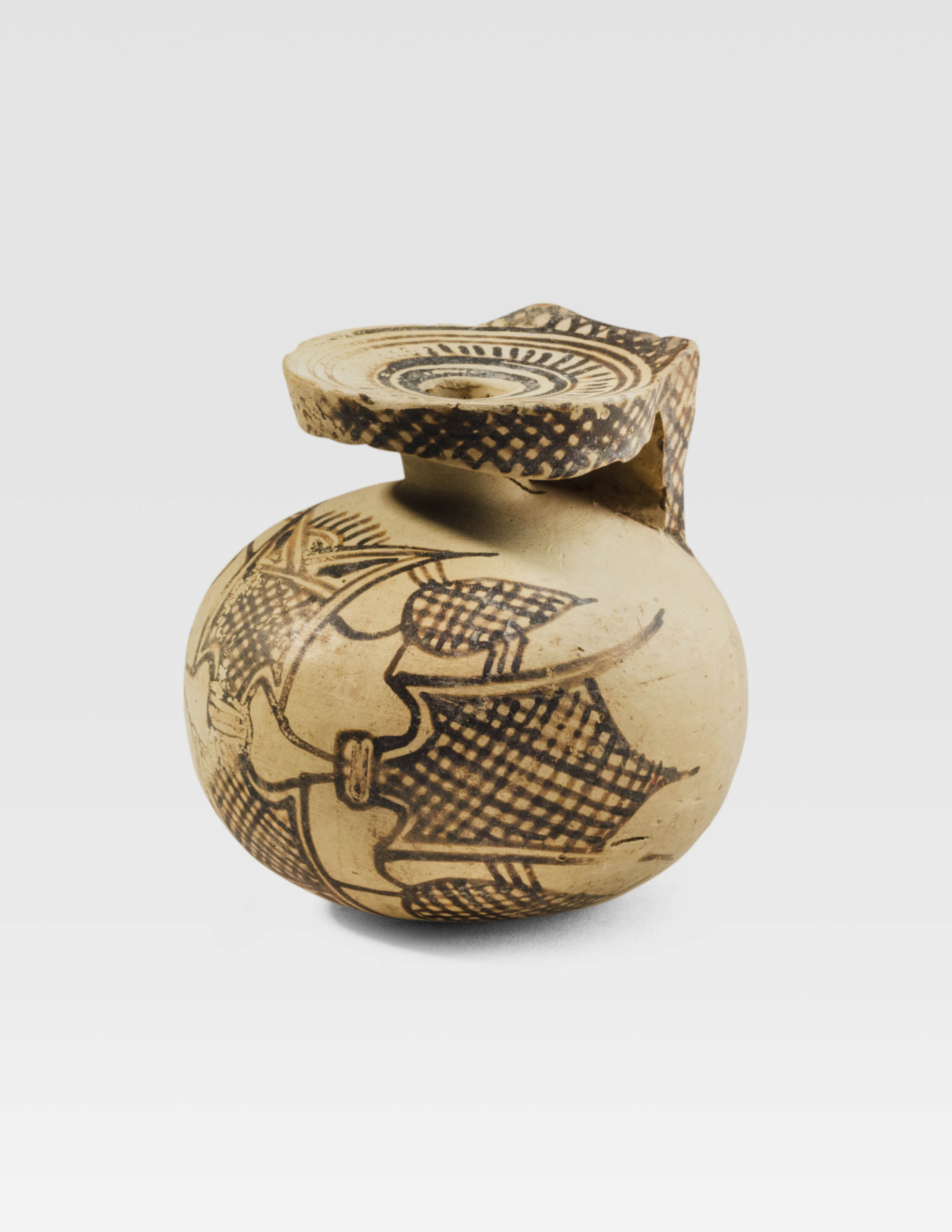 Ancient Proto-Corinthian Terracotta Aryballos with Quatrefoil Design