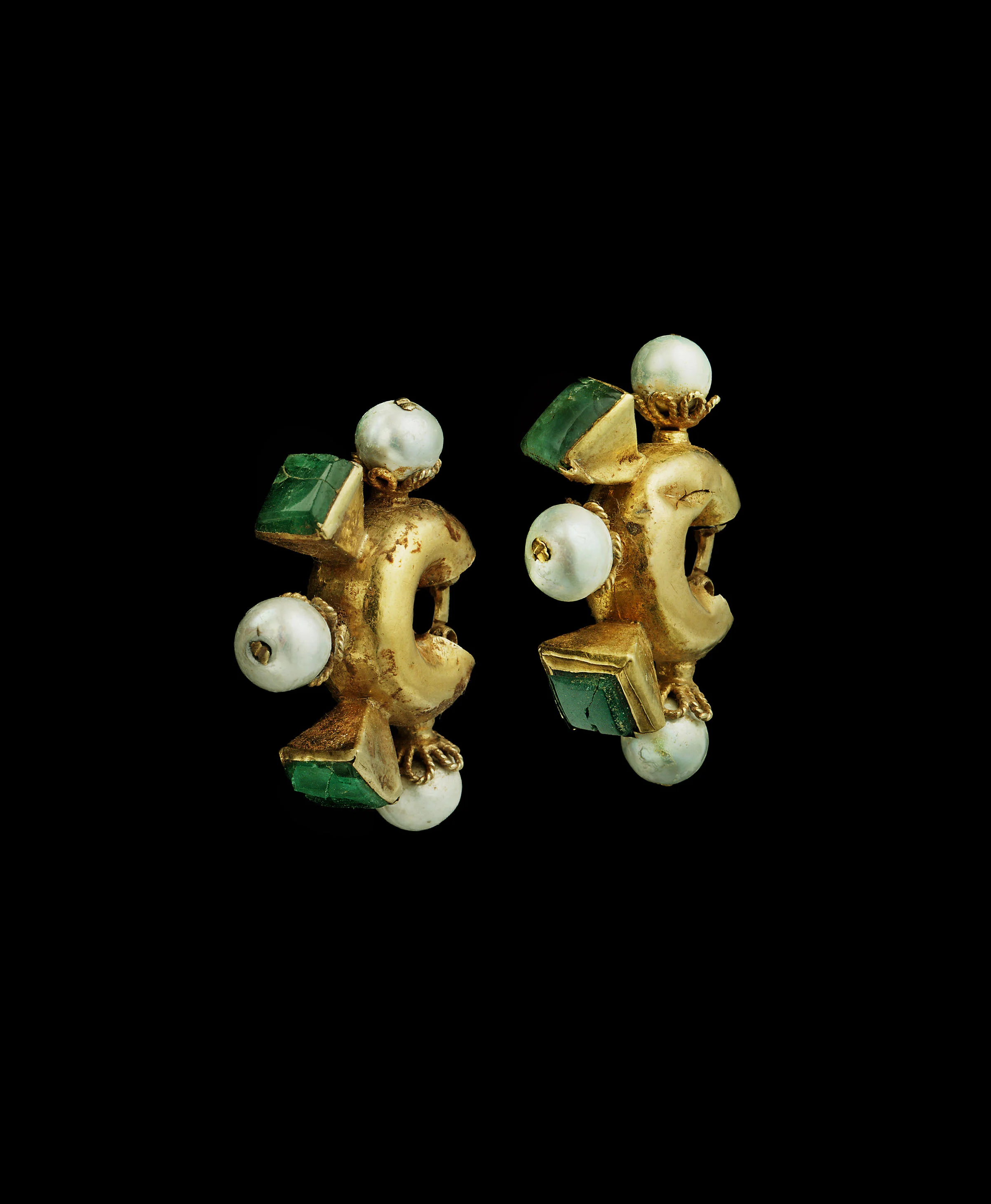 Byzantine Gold Earrings with Pearls and Emeralds