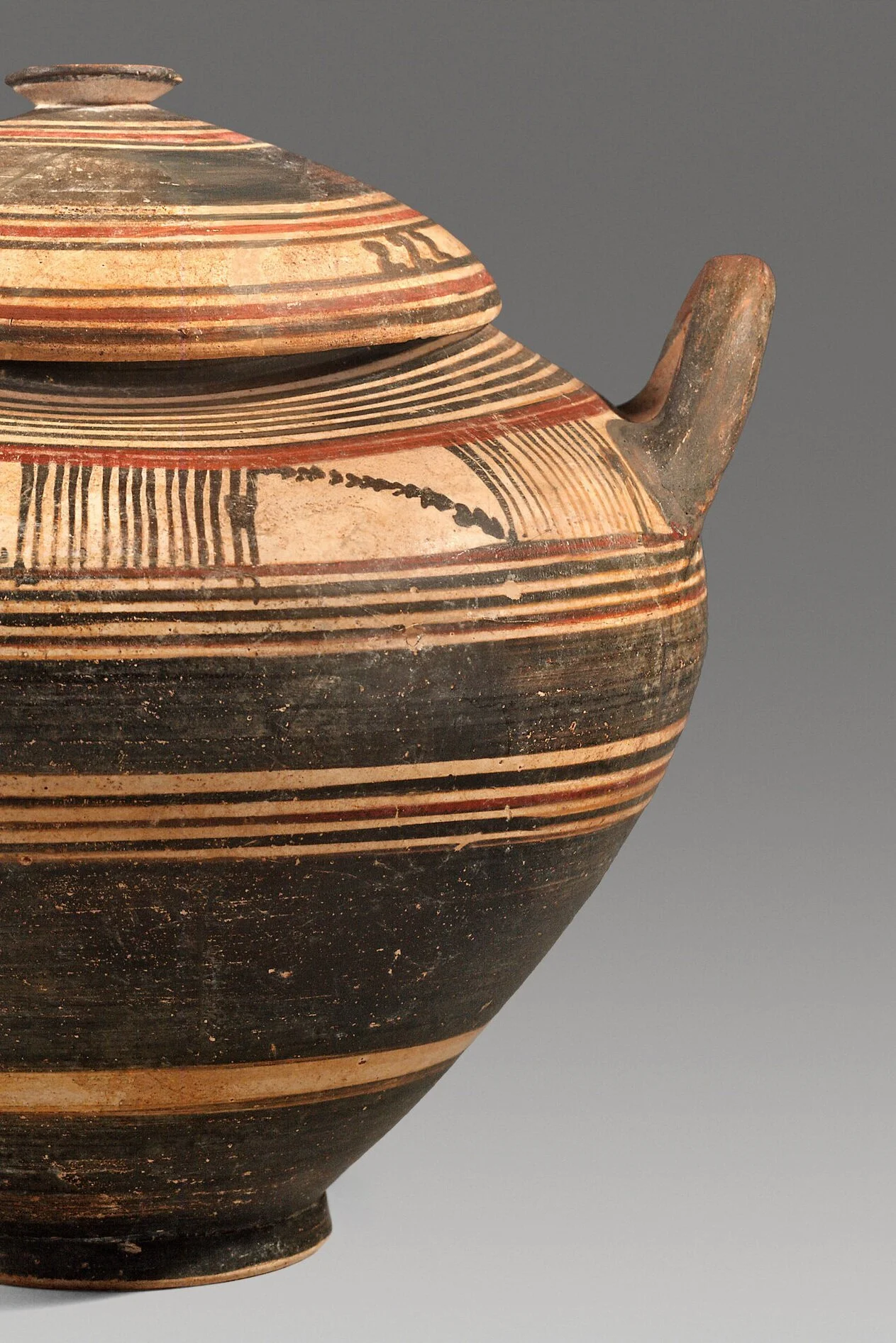 Ancient Proto-Corinthian Terracotta Lidded Vase