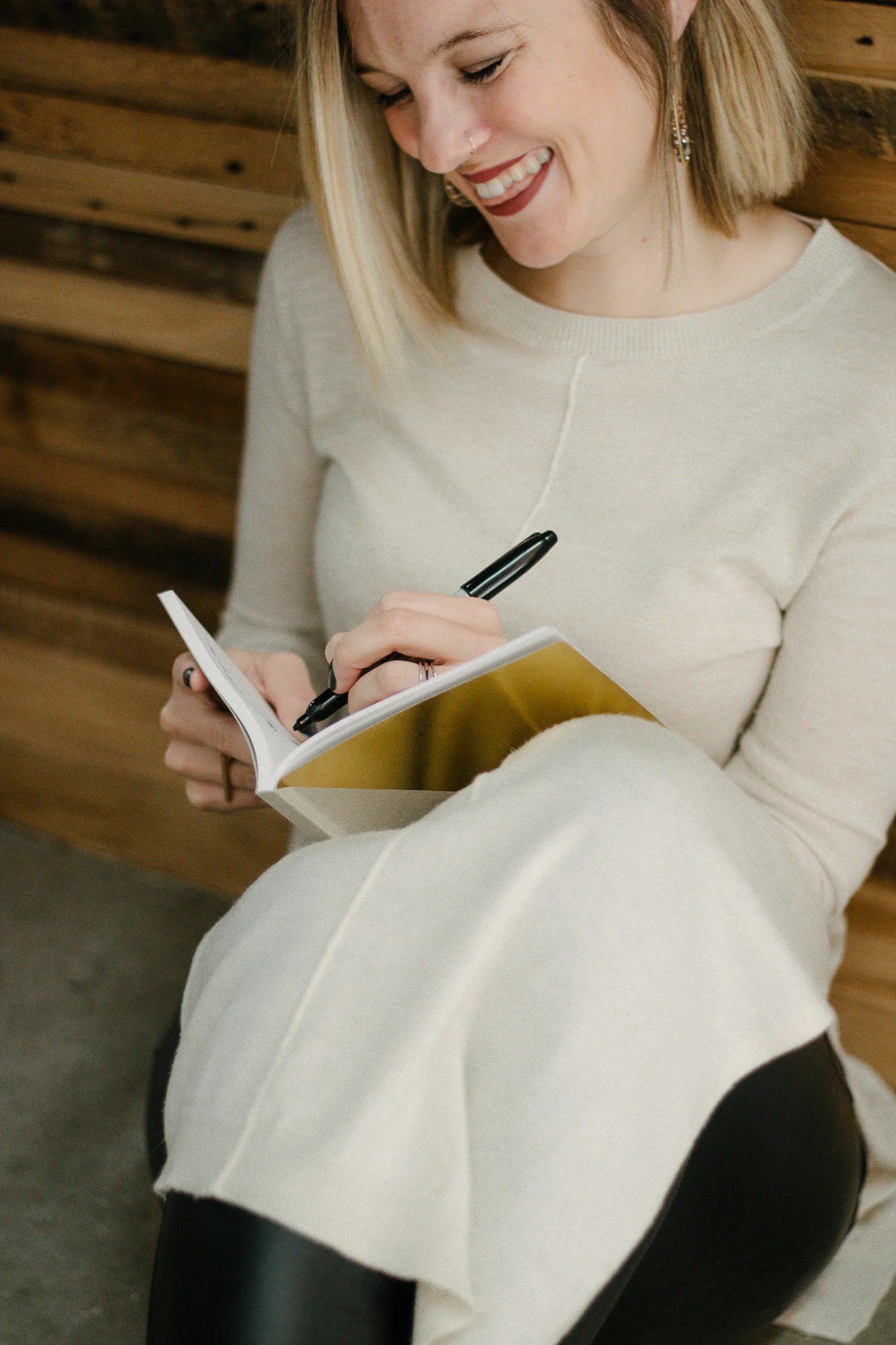 Winter Capsule 2018: Neutrals for my (hopefully someday) studio | Brave Girl blog | photo by Colette Wright of The Lipstick Lens