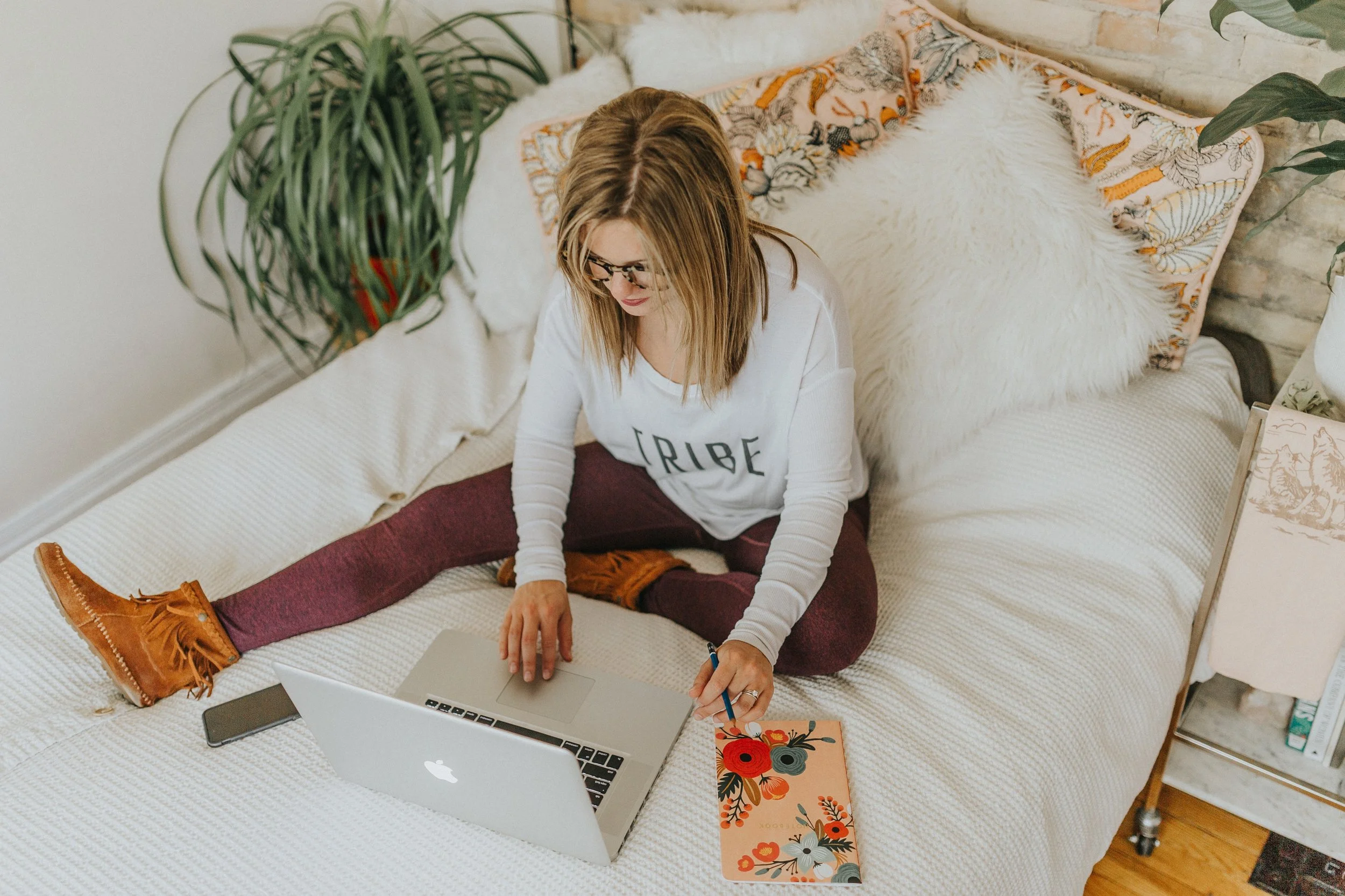 Winter Capsule 2018: Leggings from the Aerie Chill. Play. Move Collection, #aeriereal | Brave Girl blog | photo by Leigh Ann Cobb Photography