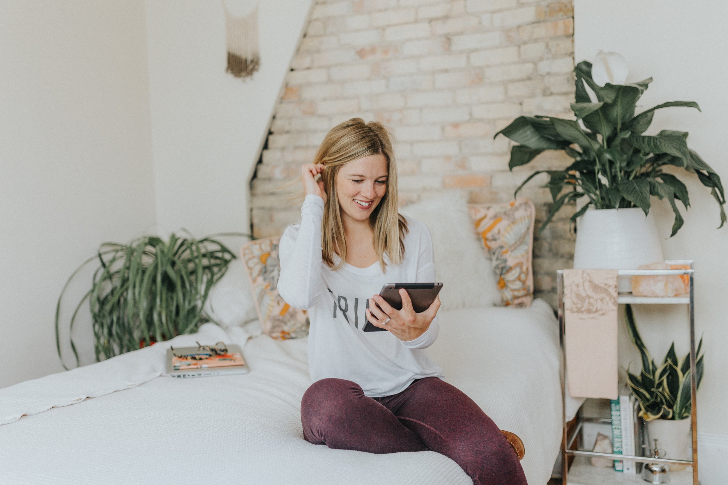 Winter Capsule 2018: Leggings from the Aerie Chill. Play. Move Collection, #aeriereal | Brave Girl blog | photo by Leigh Ann Cobb Photography