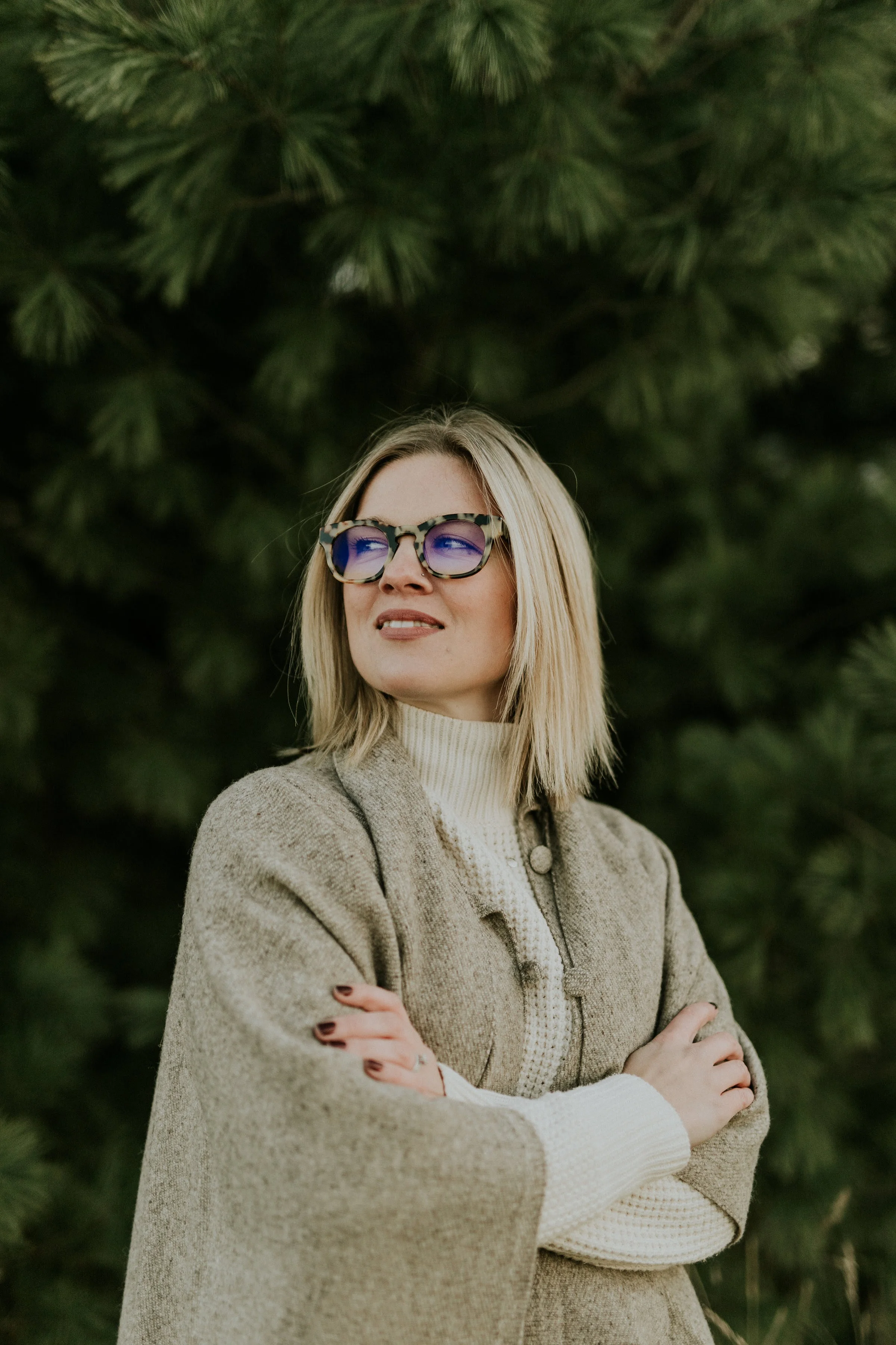 Winter Capsule 2018: thrifted wool coat | Brave Girl Spirit blog | photo by Leigh Ann Cobb Photography