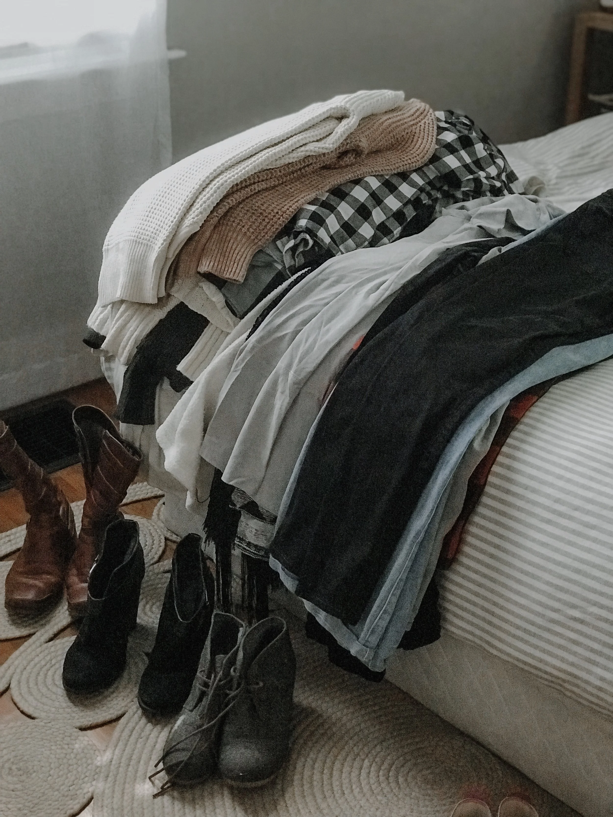 Summer to Fall Closet: A procrastinator's closet clean out | Emily Bode blog