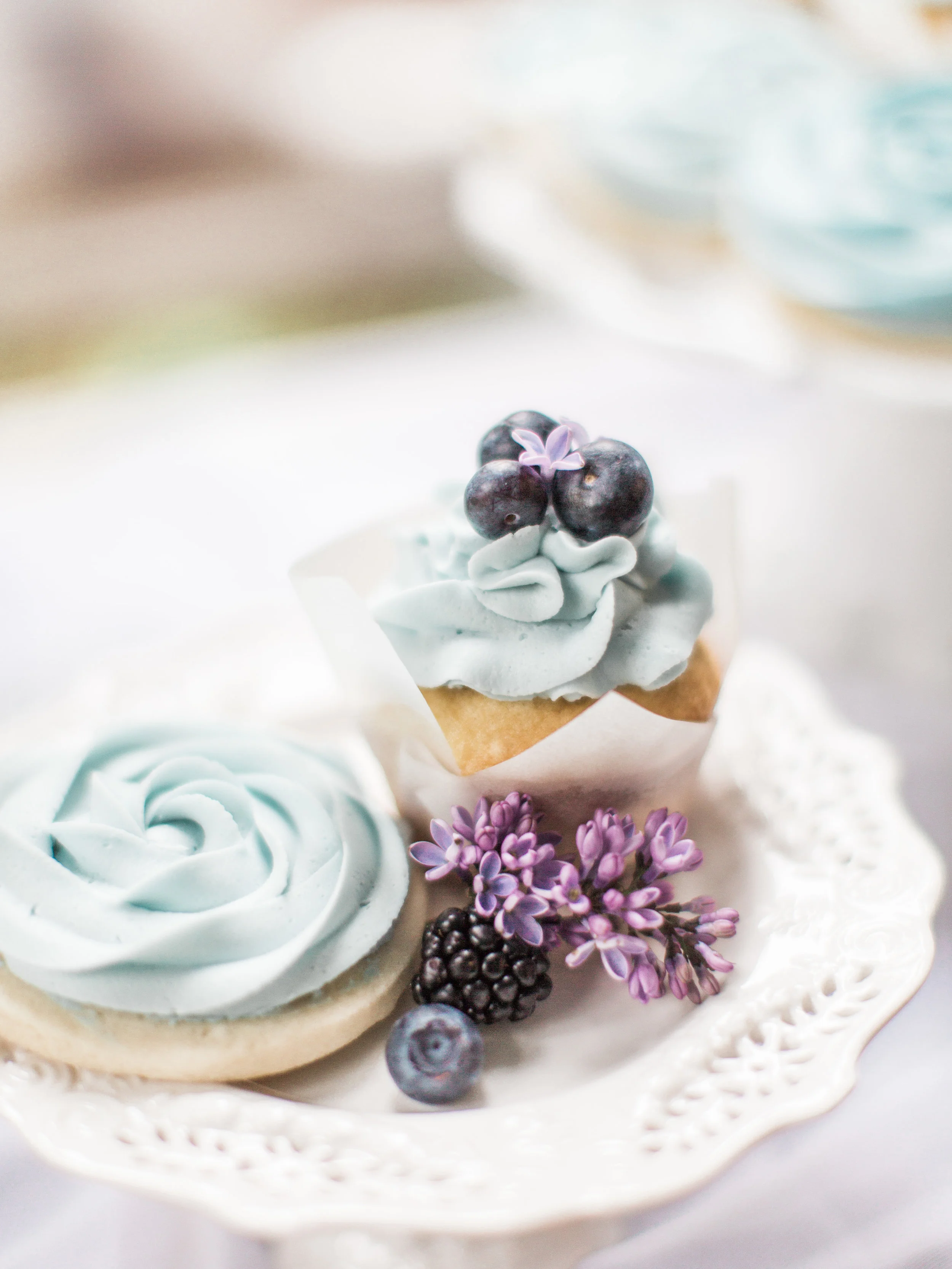 Photo by Samantha James / Cake by Ginger Bakes