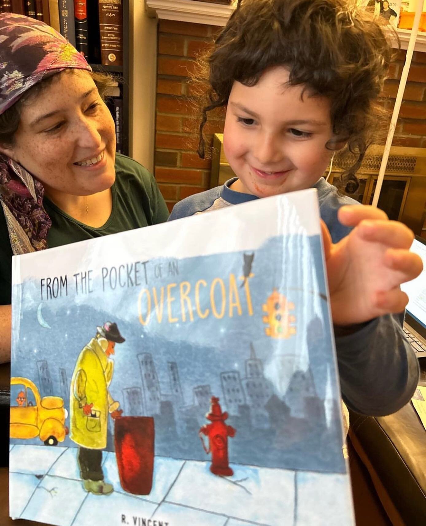 Now THAT is one happy, happy #MaxBuckles fan. Thank you Henry for sharing your fandom 😀. #fromthepocketofanovercoat #readshareenjoymax #maxbucklesbooks