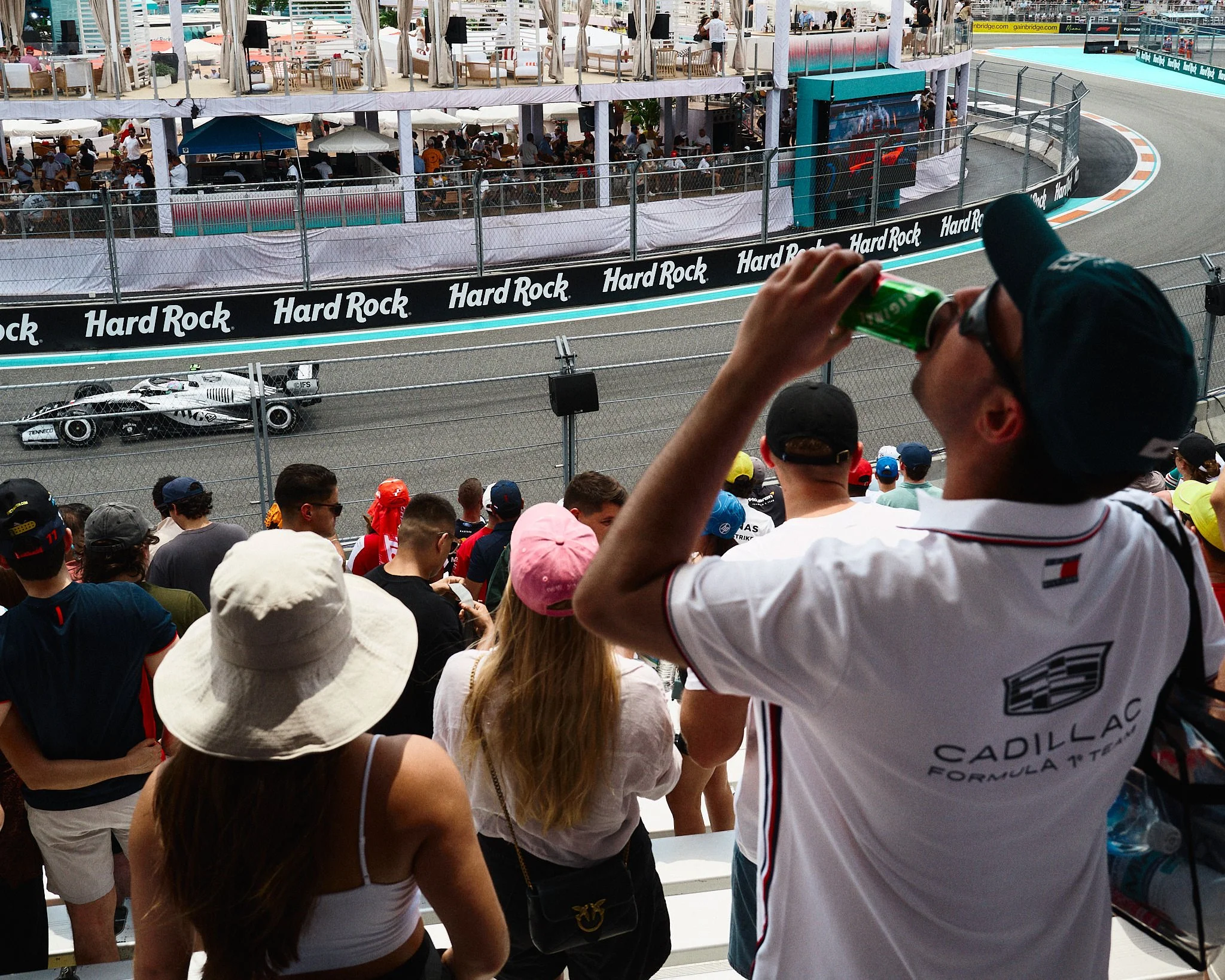 Mattellis-Cadillac-Formula-1-Team-Hard-Rock-Race.jpg