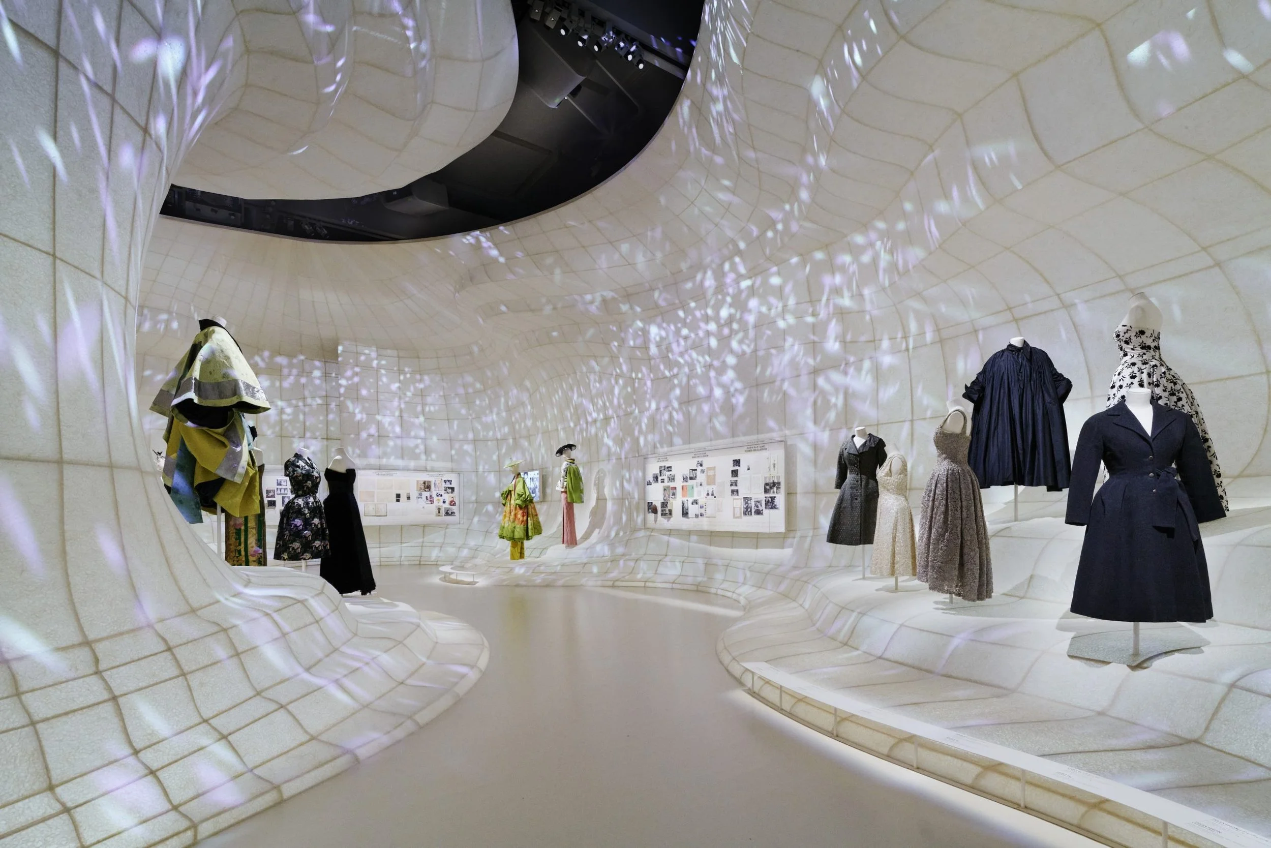 Exhibition London Museum Dior Dreams Dior's 'Designer Of Dreams