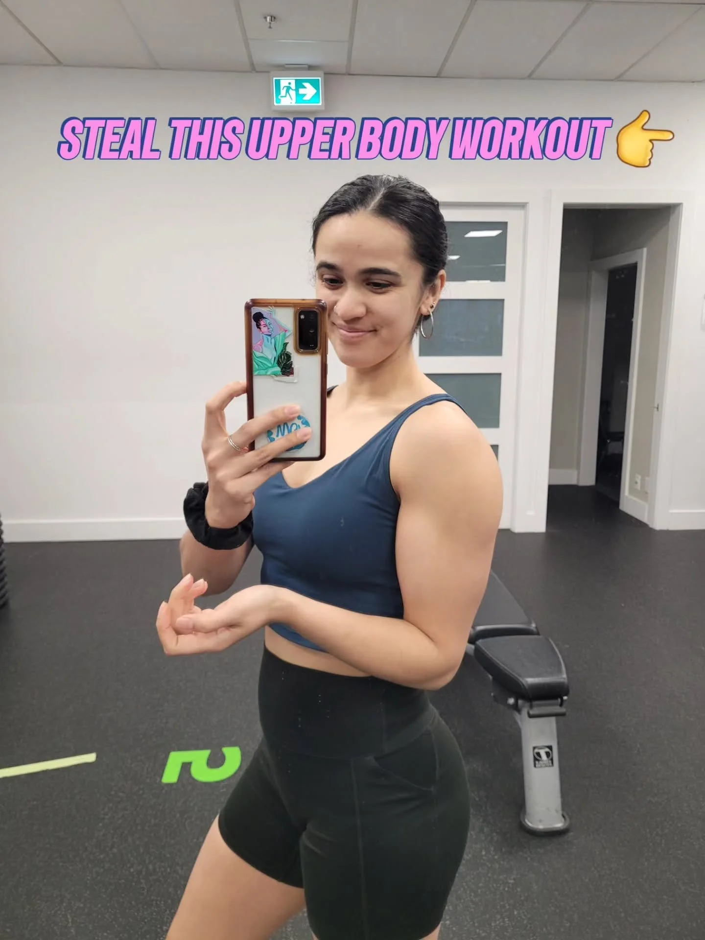 Comment "Strong" down below for my free 3-day workout split 🔥👇 

#upperbody 
#strongwomen 
#weighttraining 
#fitnessgoals 
#womenwholift