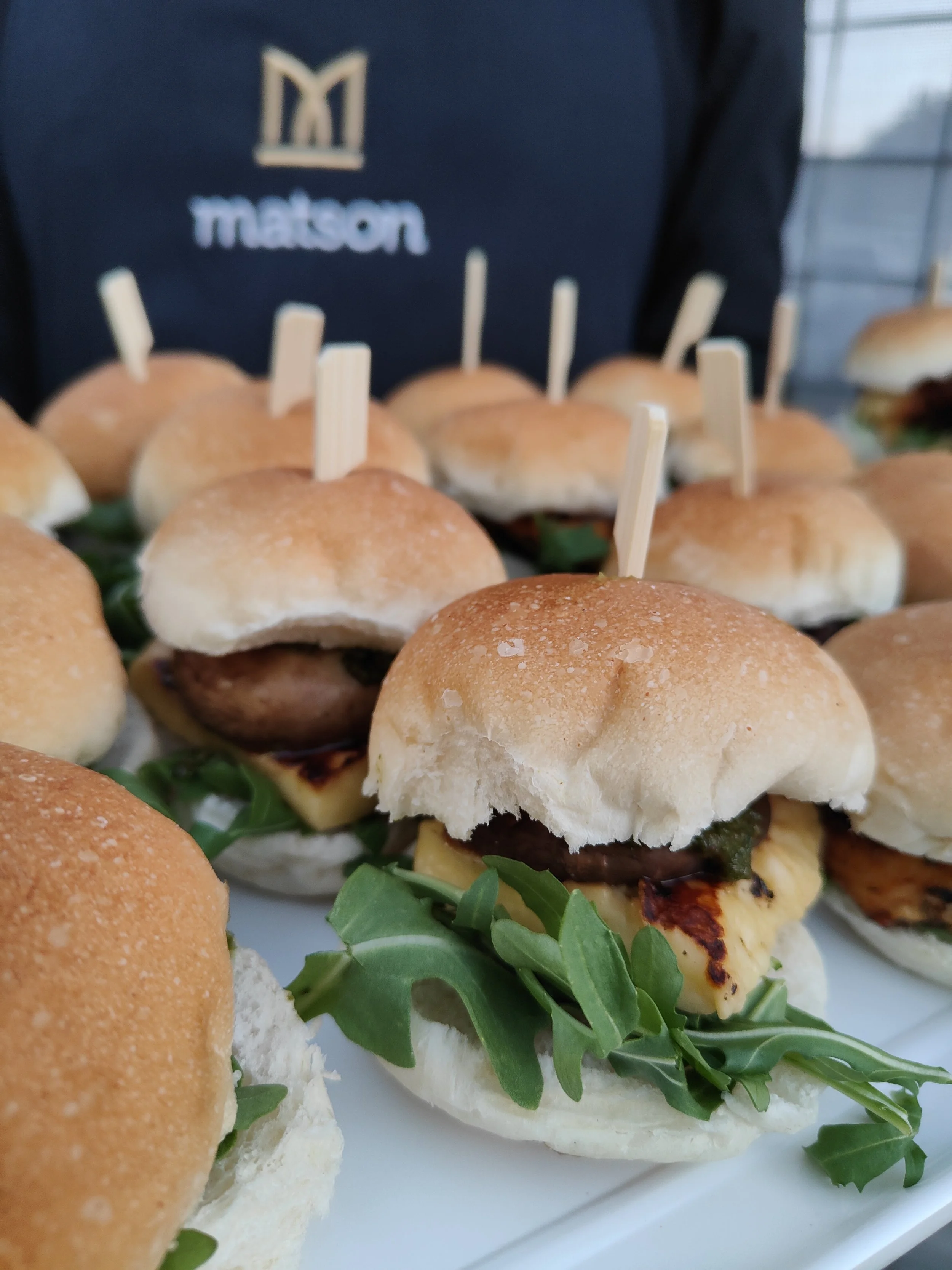Hot: Mushroom, Halloumi & pesto sliders
