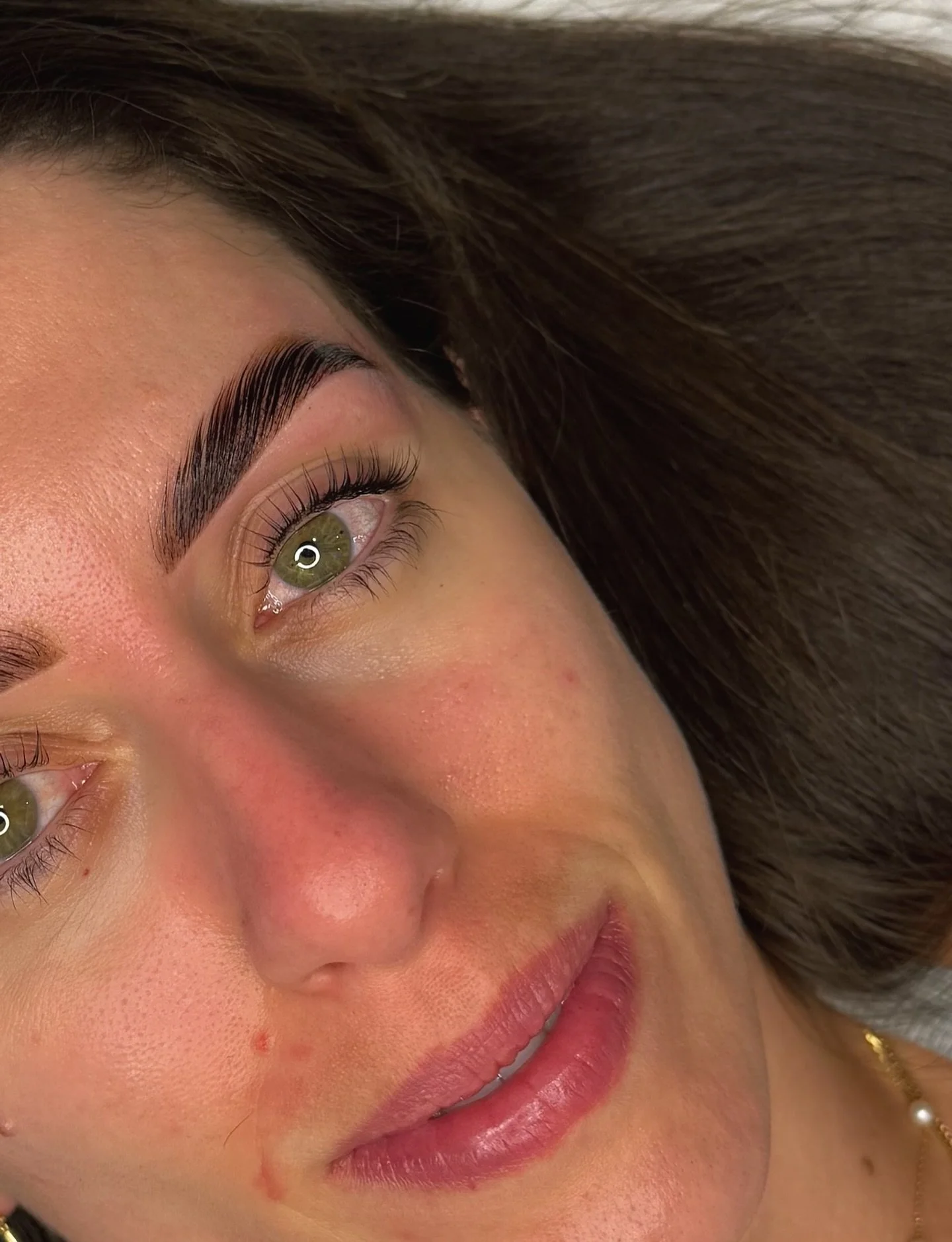 Book our Lash Lift + Brow Lamination bundle and save while treating yourself to the best of both worlds 🫶🏽