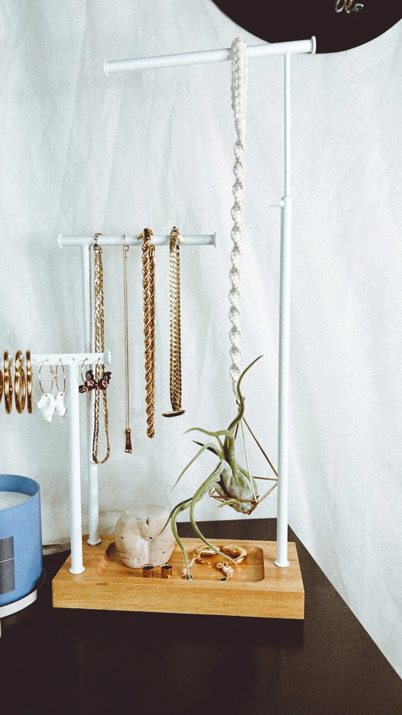 2A75FF40-0356-4277-9FC8-D4F4482E606A