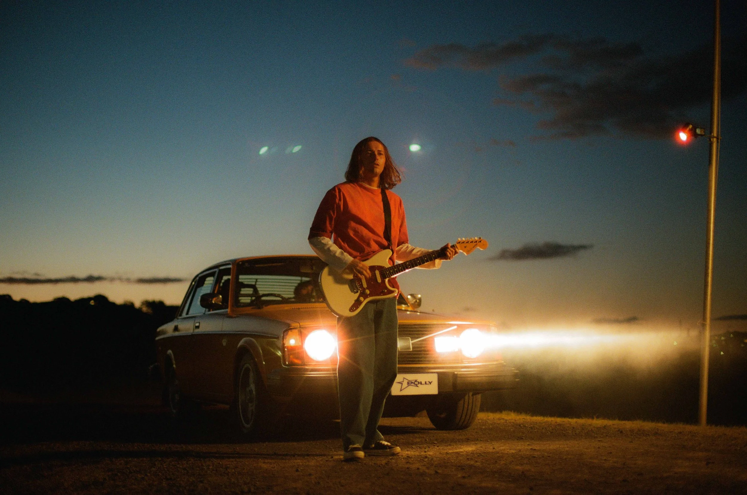 156-Polly-HIT-Musicvideo-credit_AnnaHay.jpg