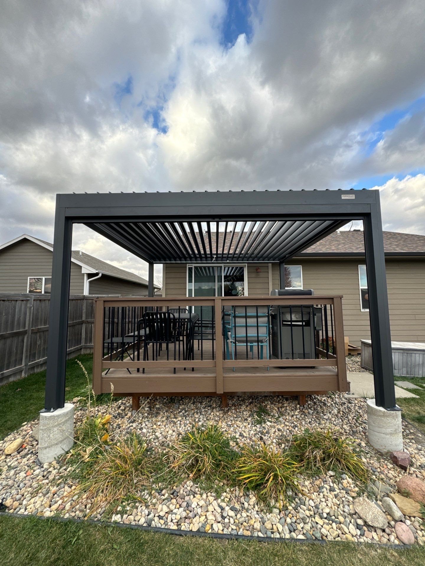 Metal Pergola with motorized louvers