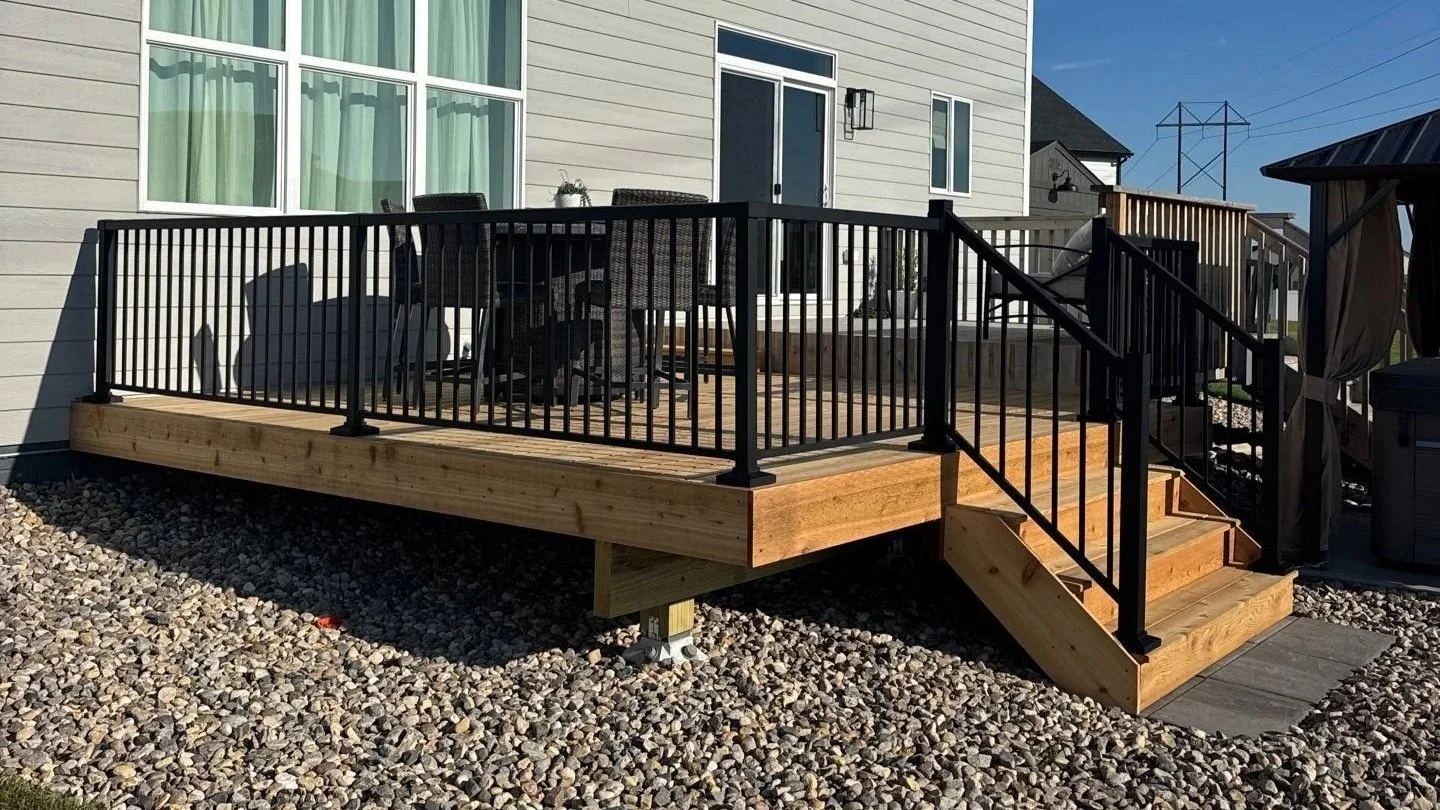 Cedar Deck with STAR Railing
