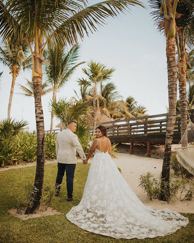 My first destination wedding ✨ So grateful to have met Jeimy &amp; Adam last year and to be there to capture the most important day in their lives! The whole trip felt like I was on vacation with friends and by the time their big day came, I was so c