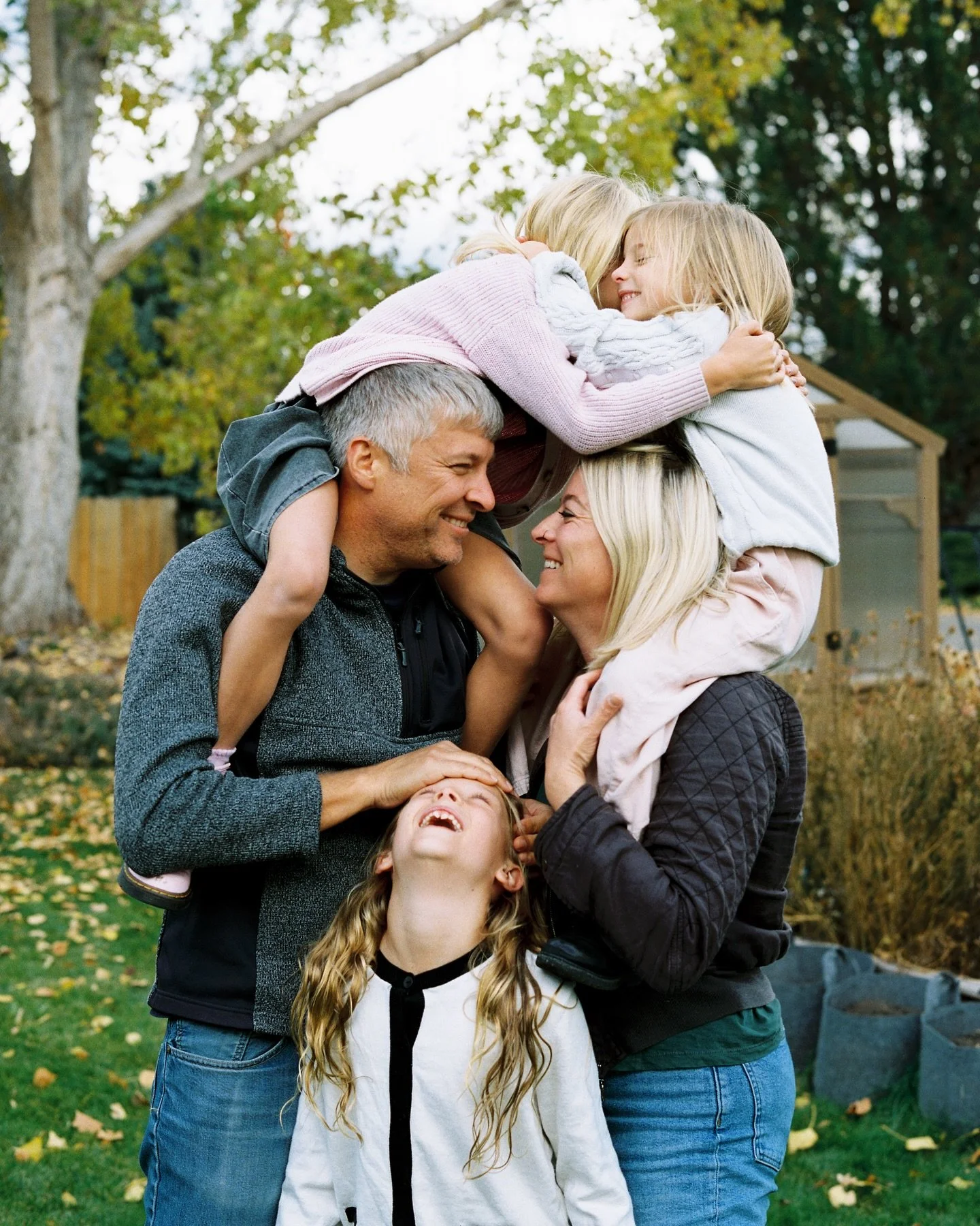 11 years and we both forgot it was our anniversary until the family text thread reminded us 😂 I always knew we were perfect for each other 😉 happy anniversary @jl0bster 

Photo by @susankadams last fall