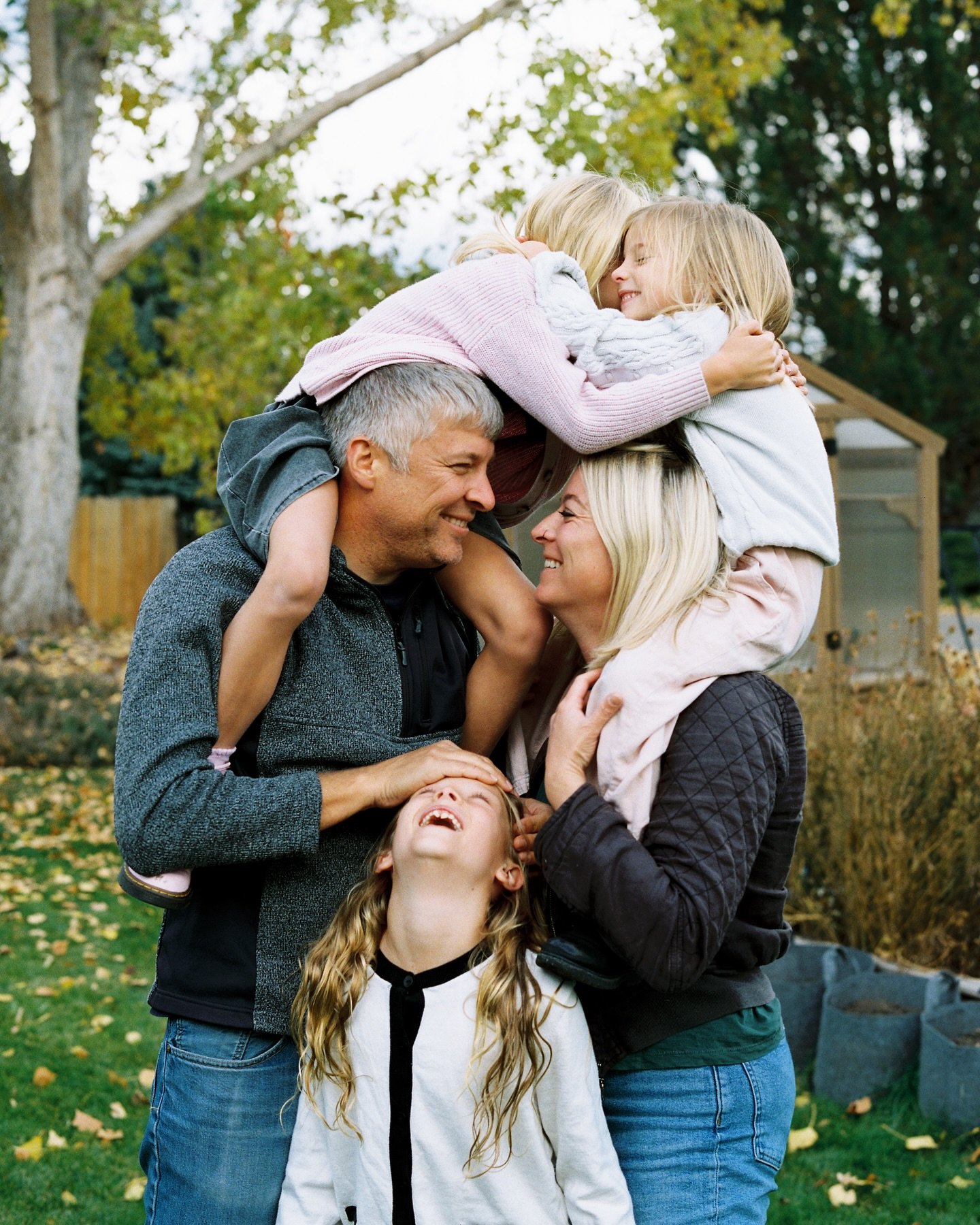 11 years and we both forgot it was our anniversary until the family text thread reminded us 😂 I always knew we were perfect for each other 😉 happy anniversary @jl0bster 

Photo by @susankadams last fall