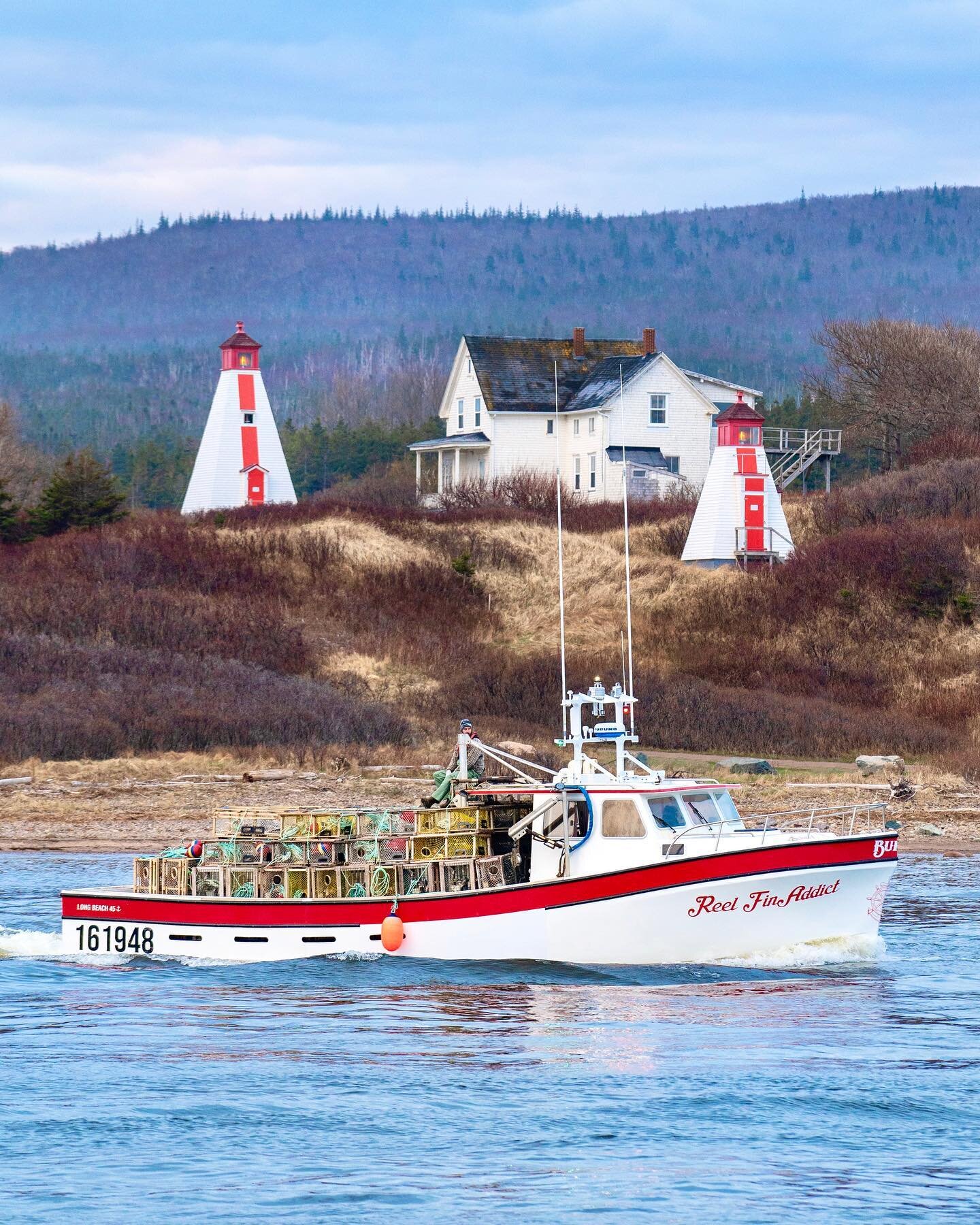 Fishing boats and lighthouses, what more could you ask for. Feeling happy + thankful to live by the ocean. Photos from Margaree Harbour Setting Day - the start of lobster fishing season. 🦞 May 6th, 2023

#capebreton #settingday #margaree #visitnovas