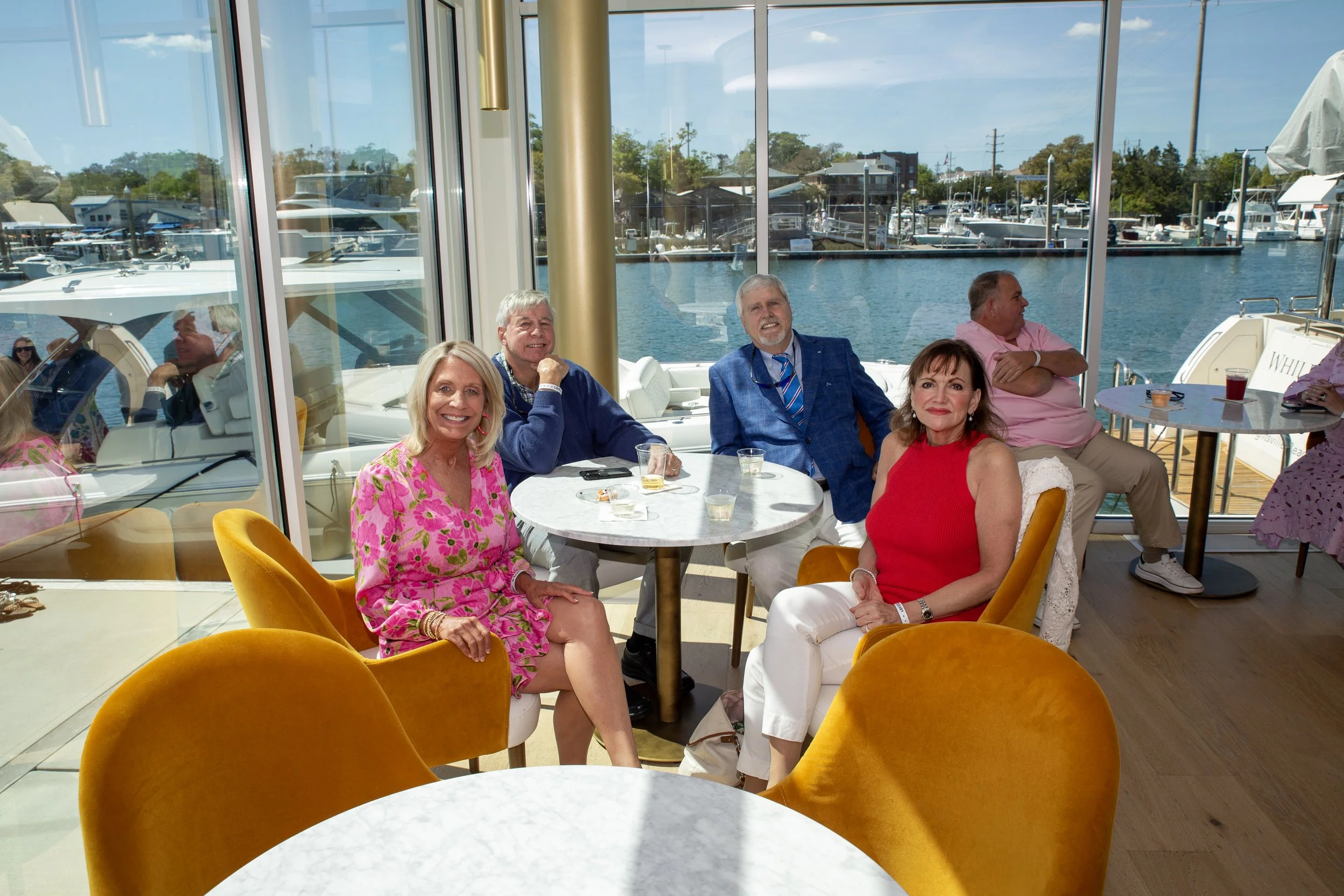 Commodore Club 2.jpg