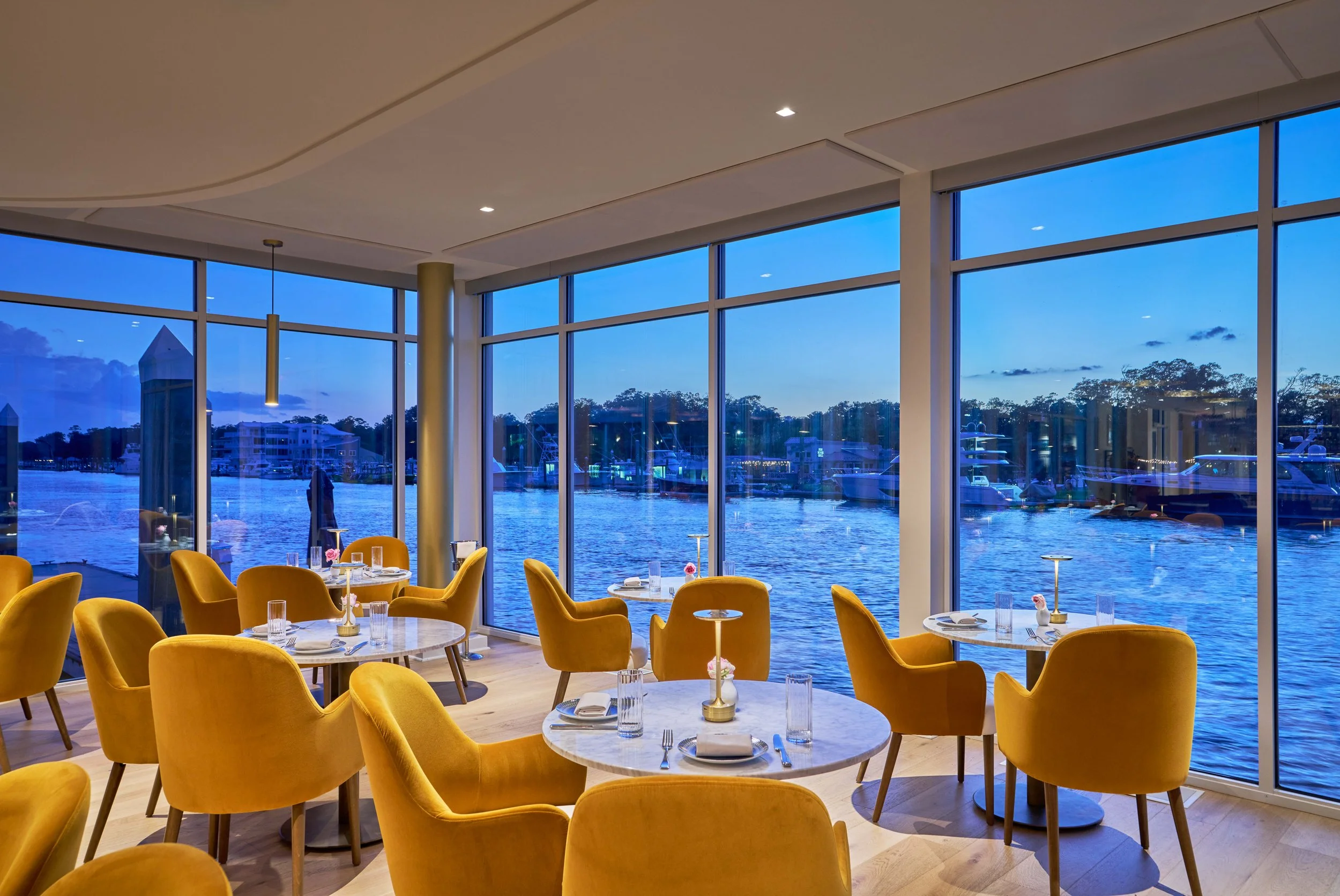 Kersting_Architecture_020_Commodore_Club_0418.jpg