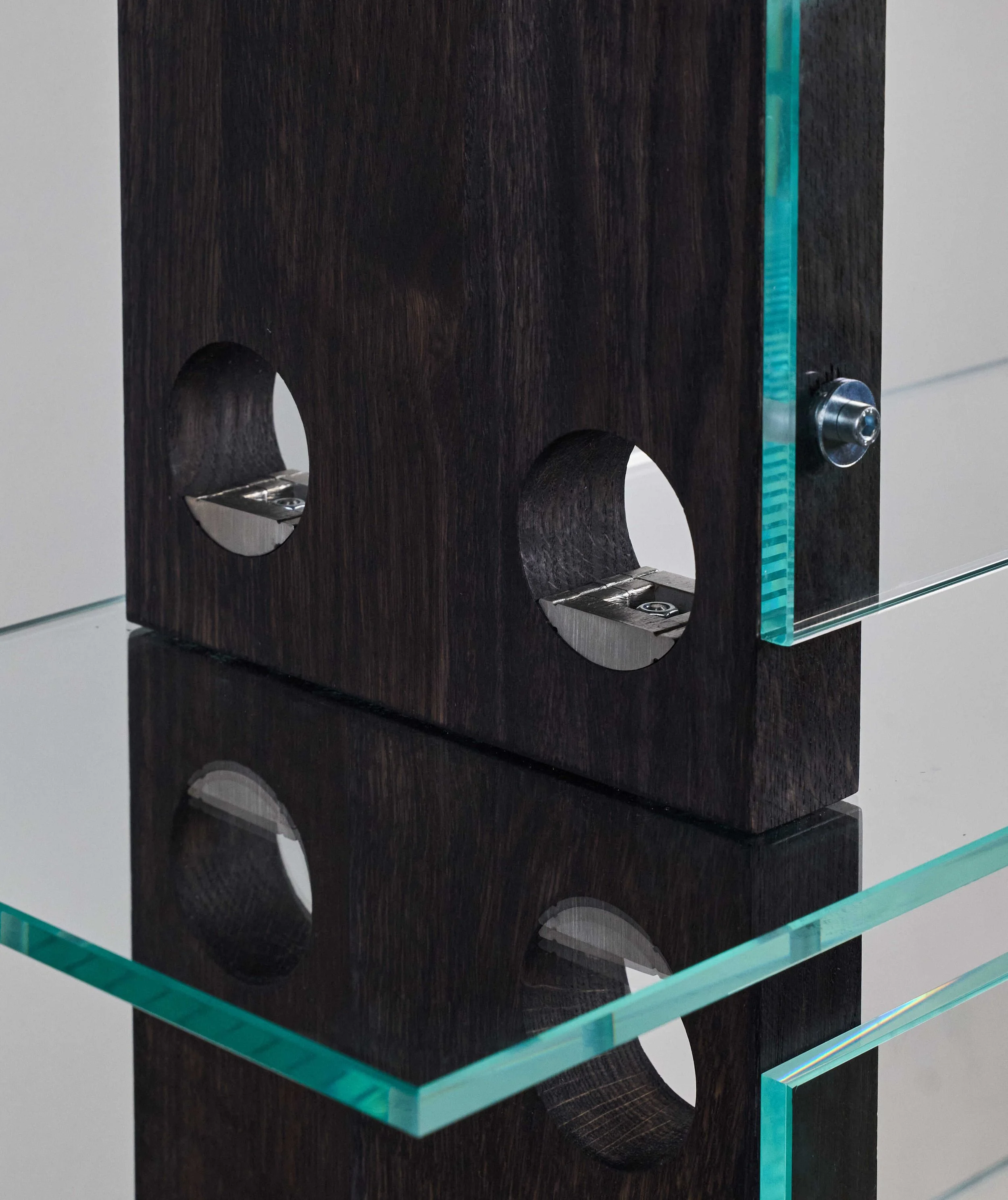 zp026_solid_shelf_-high-res-4_optimized.jpg