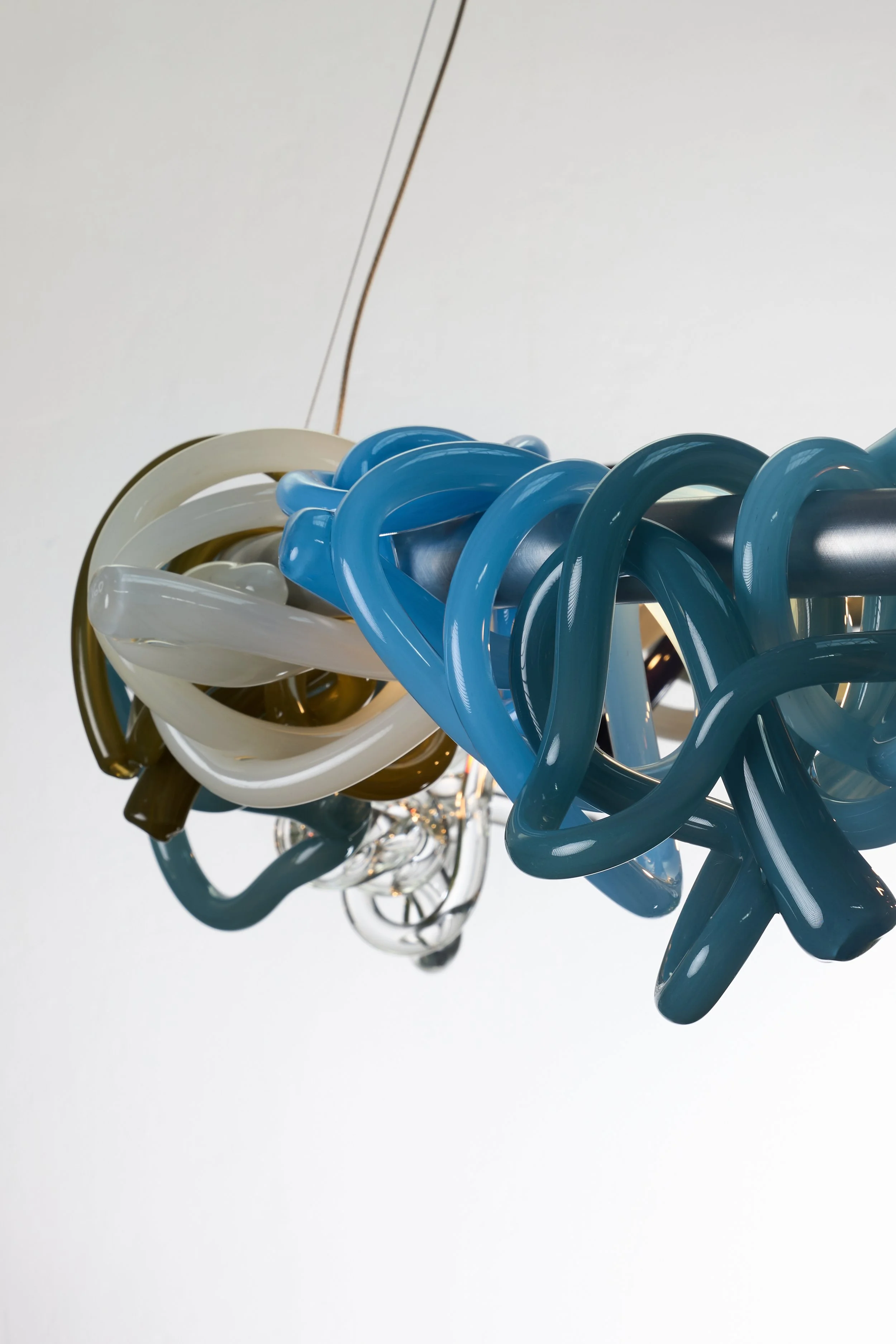 Jakub Pollag & zeitgeist.limited_Jakub Pollag_Knot light detail.jpg