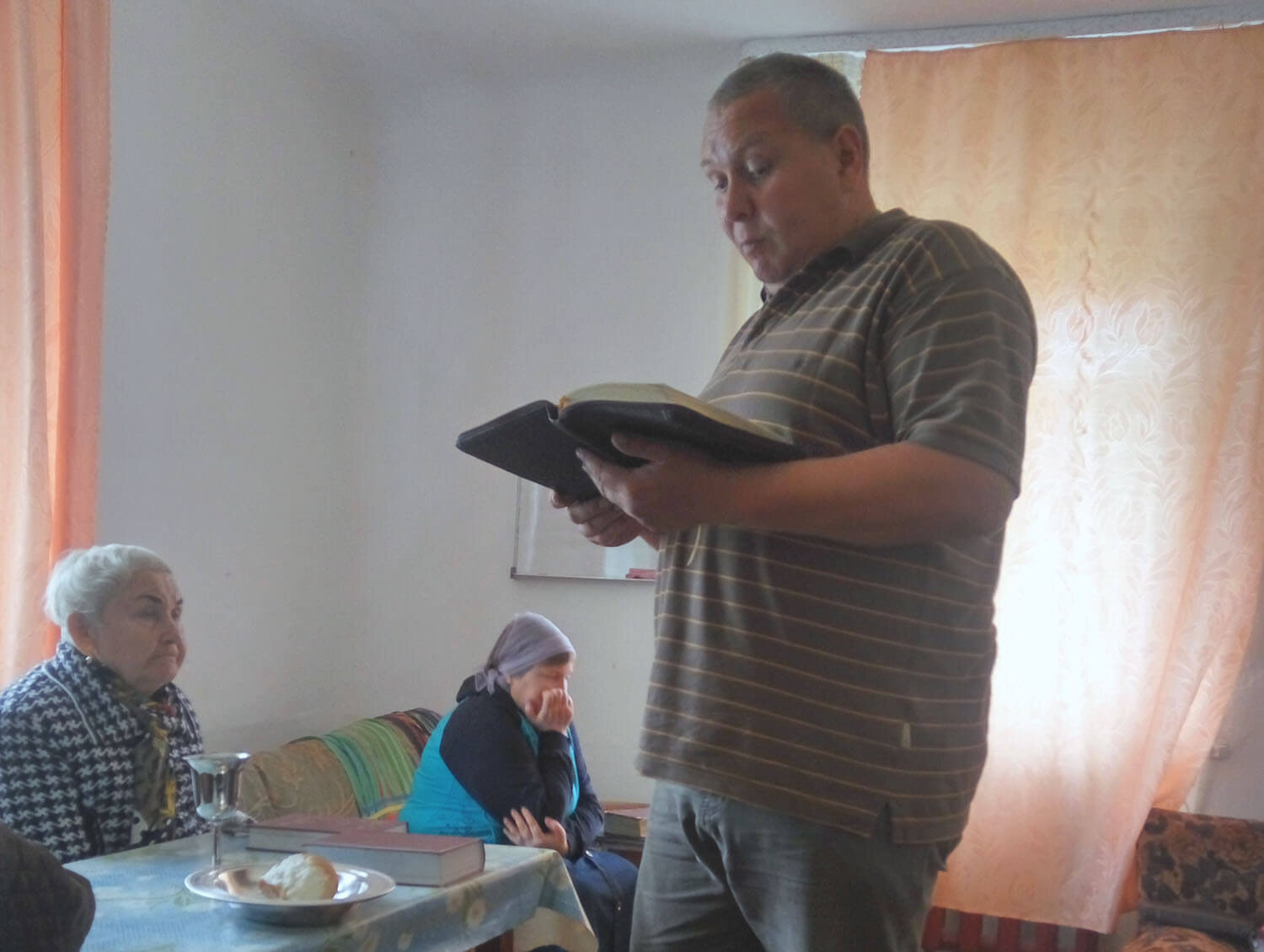 communion-1.jpg