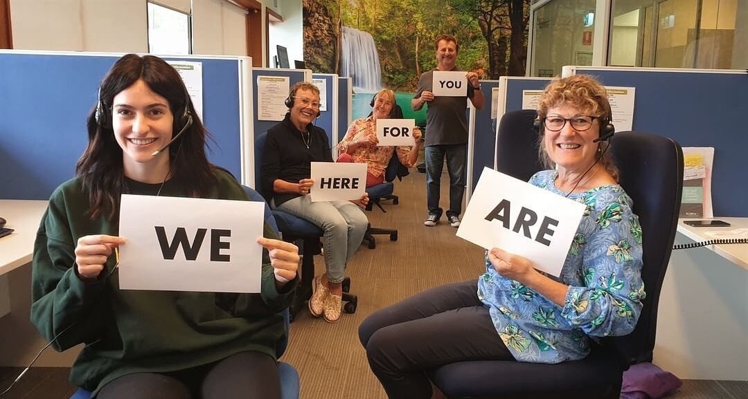 💙 showing some Sunday love for the special people at @lifeline_wa // #repost @lifeline_wa Some things will never change!

Here are some of our Telephone Crisis Supporters from our morning shift ready to listen, help and be there for you when you nee