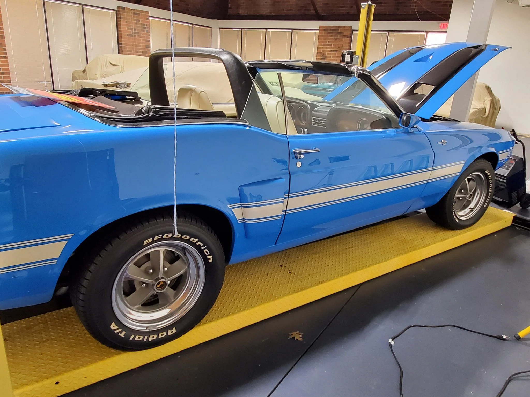 1970 Ford Shelby GT500 Super Cobra Jet Convertible 2