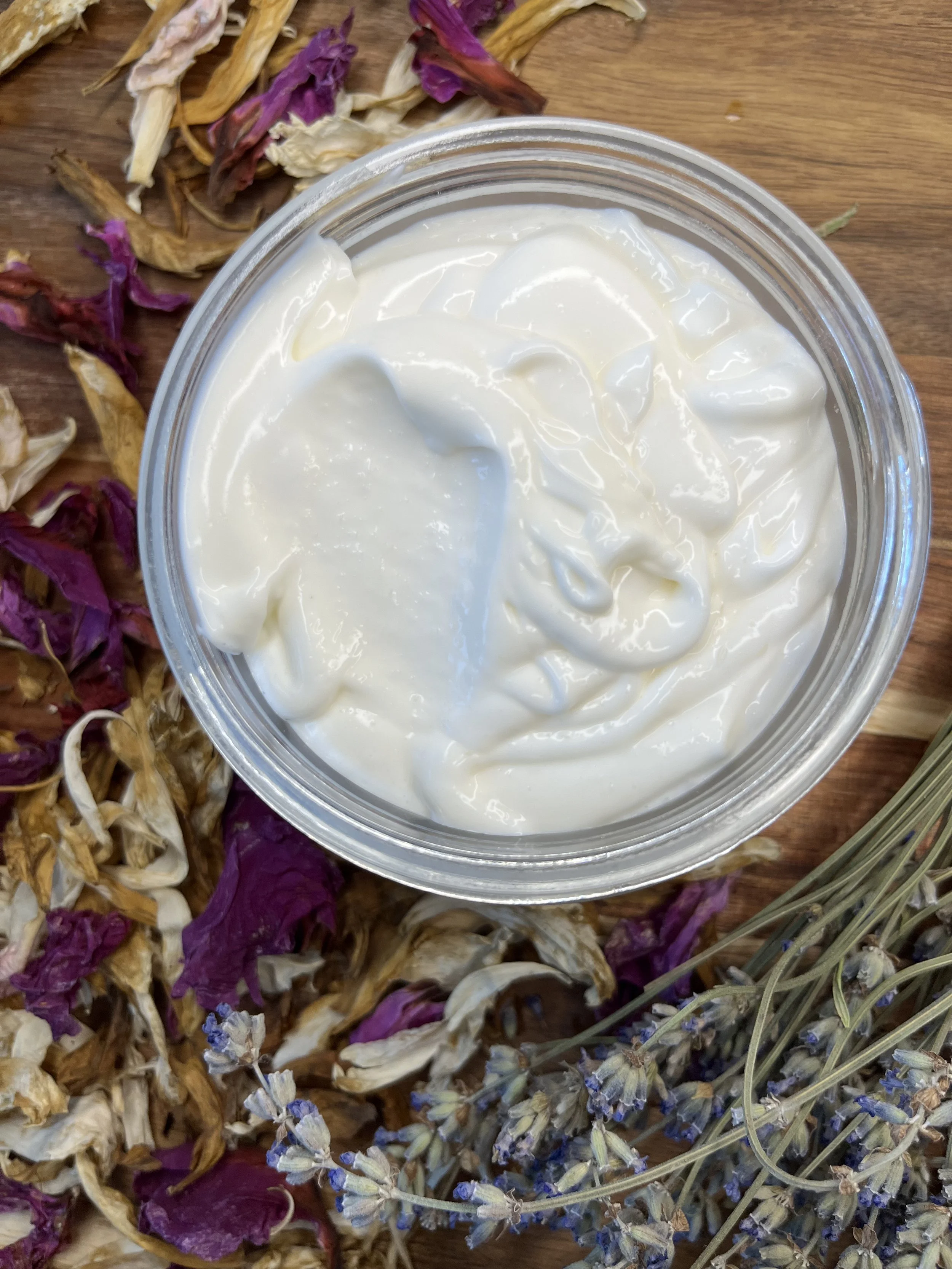 Infusing Herbs into Lotions: Alchemy, Methods, and Plant Pairings