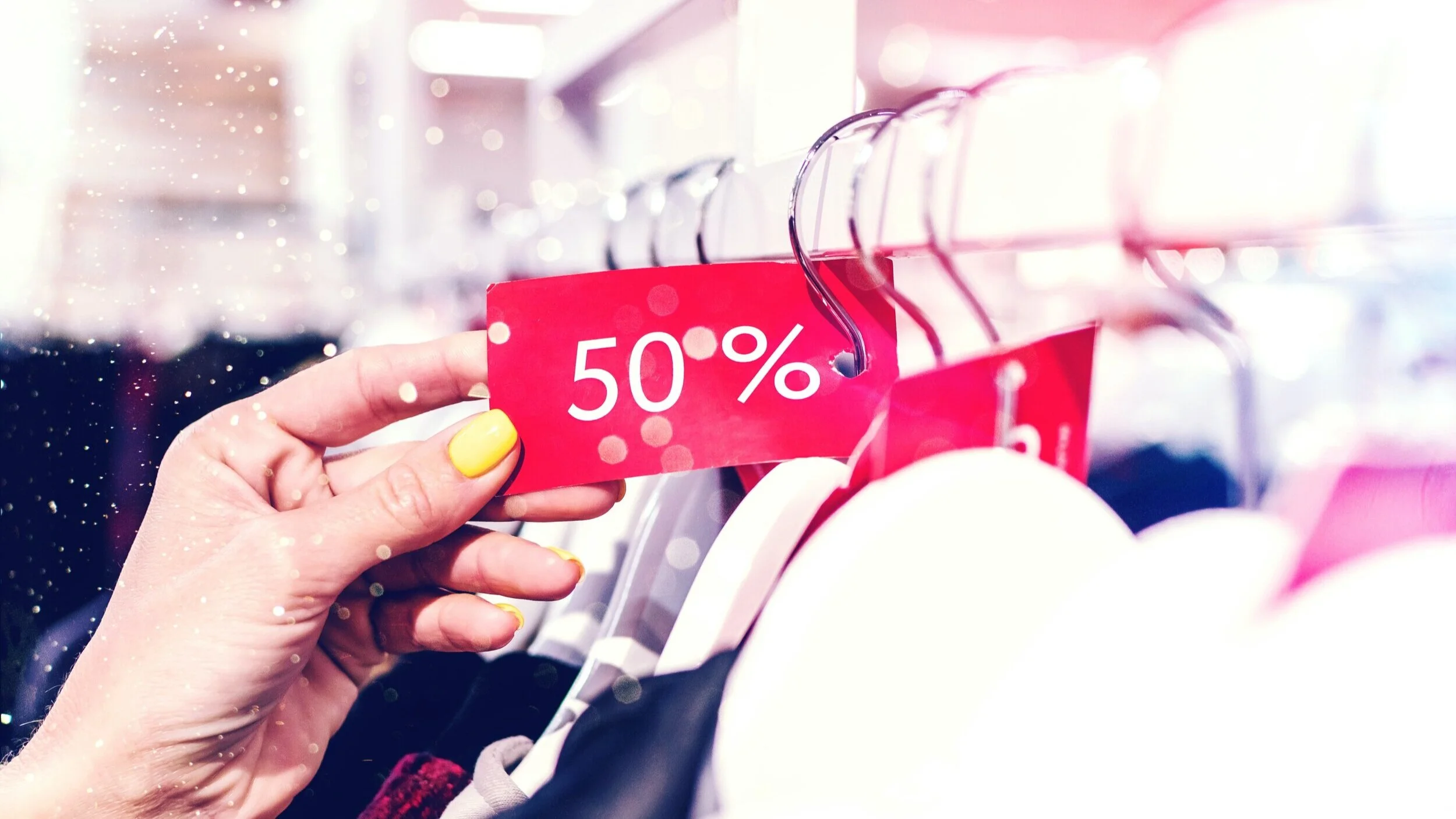 Sales shopping tips: do’s and don'ts on how to shop during sales.